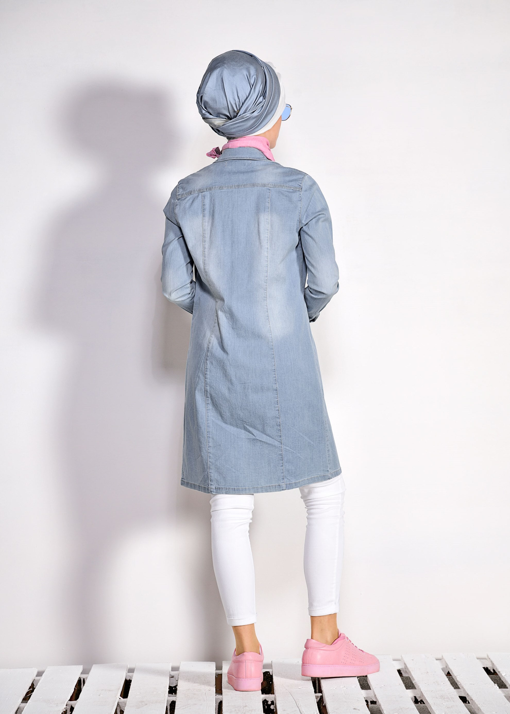 Tesettür giyim MAVİ ÇITÇITLI KOT TUNİK 4947