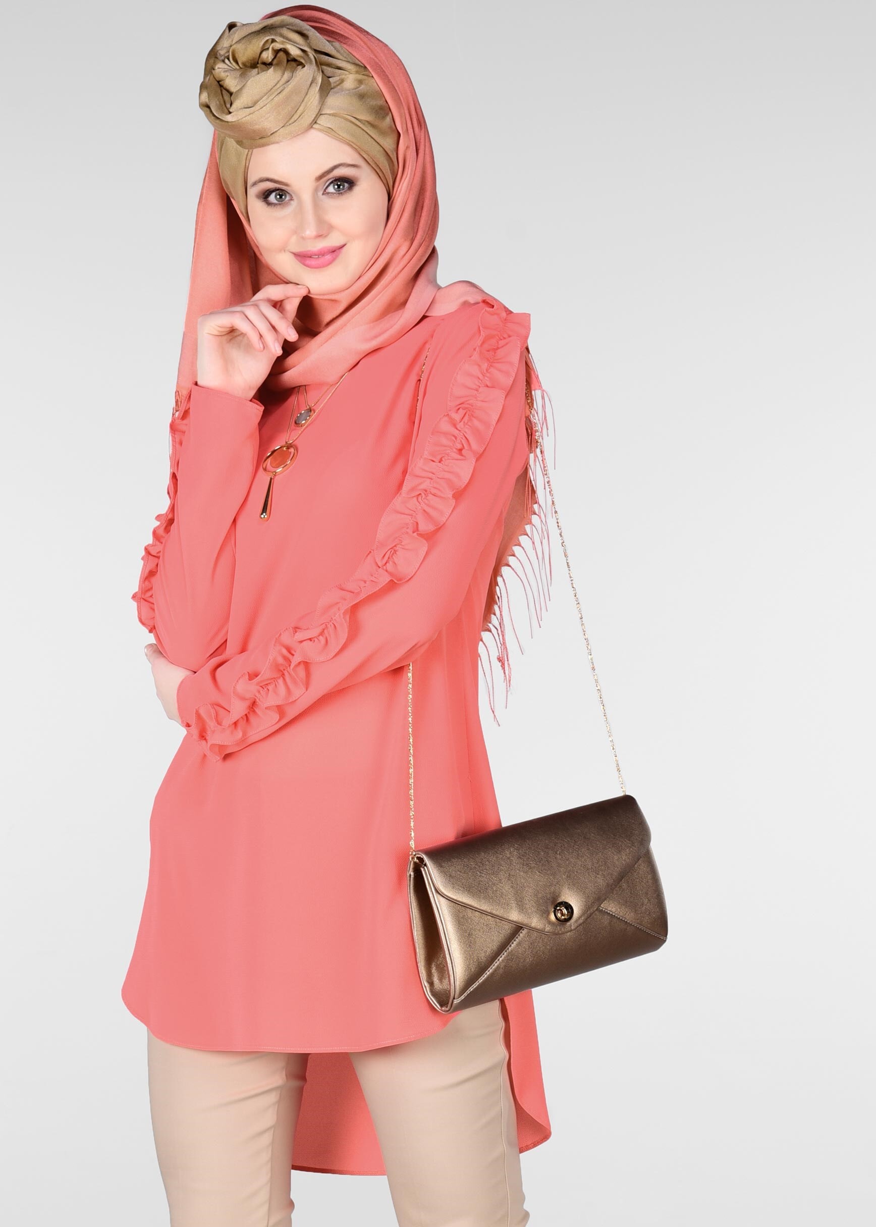 Tesettür giyim MERCAN KOLLARI FIRFIRLI TUNİK 4963