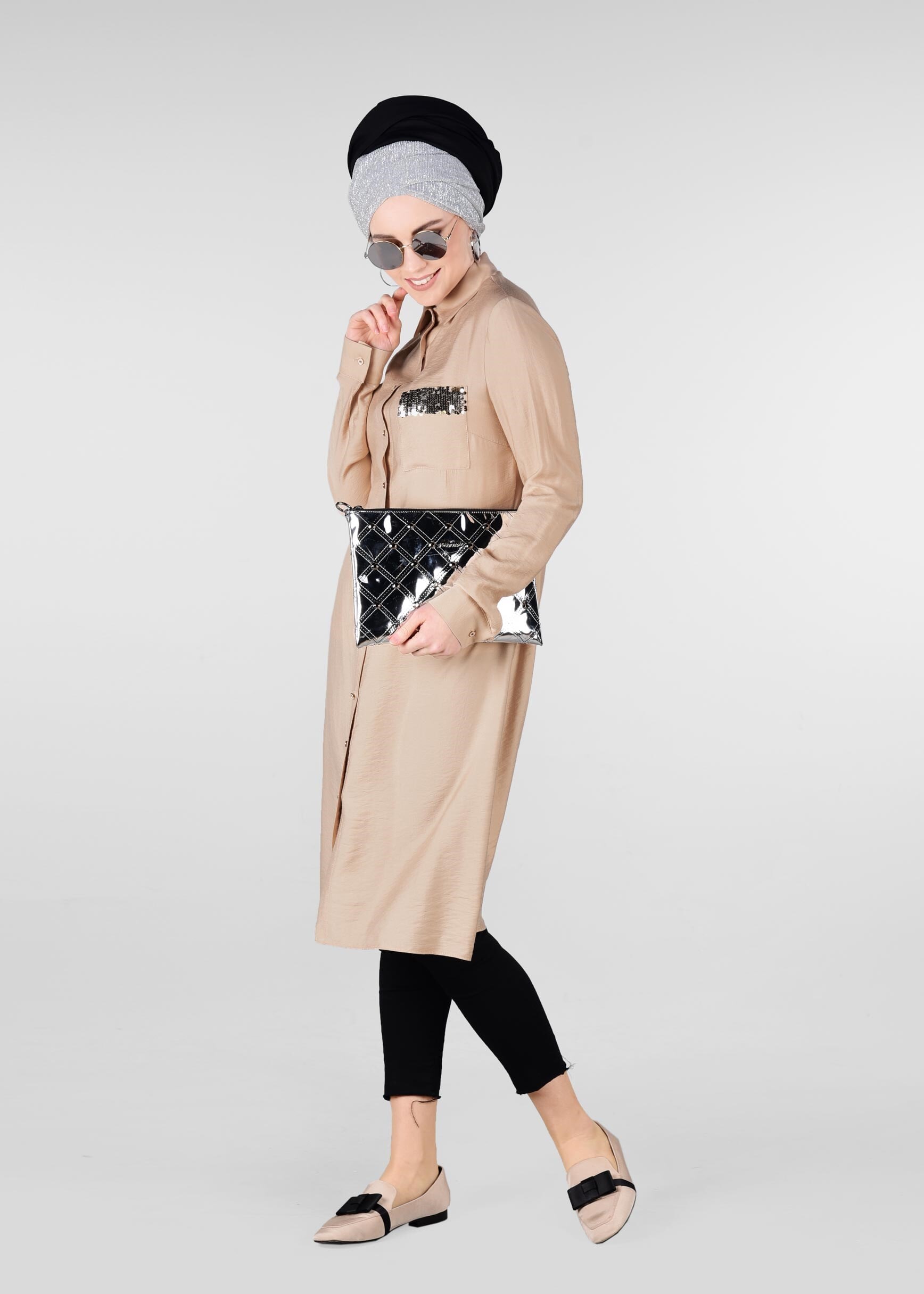 Tesettür giyim BEJ CEP DETAYI PULLU TUNİK 4968