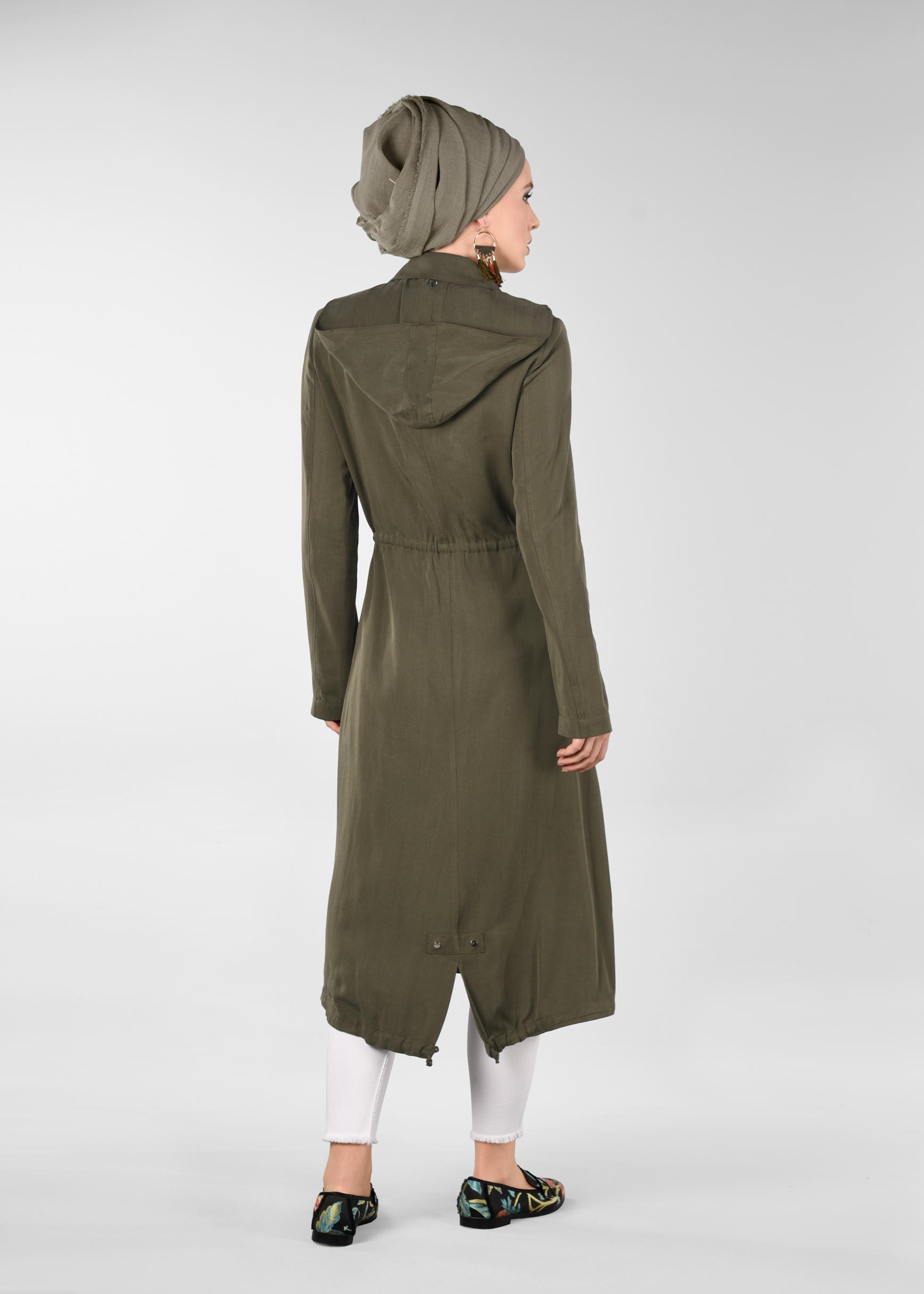 Tesettür giyim HAKİ BEL KISMI BÜZGÜLÜ ARMALI TRENÇKOT 1191