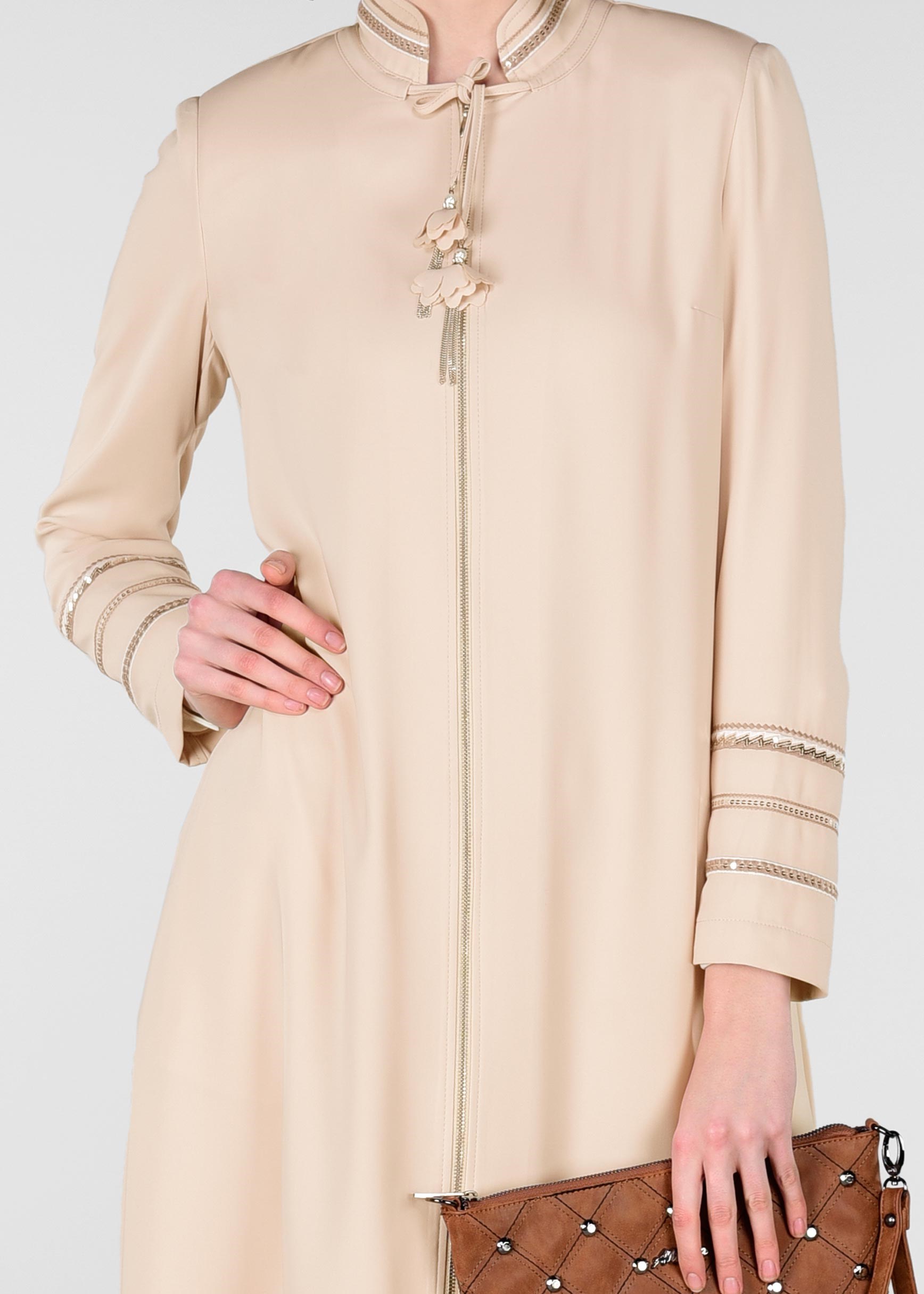 Tesettür giyim BEJ PUL PAYET DETAYLI FERMUARLI TRENÇKOT 1196