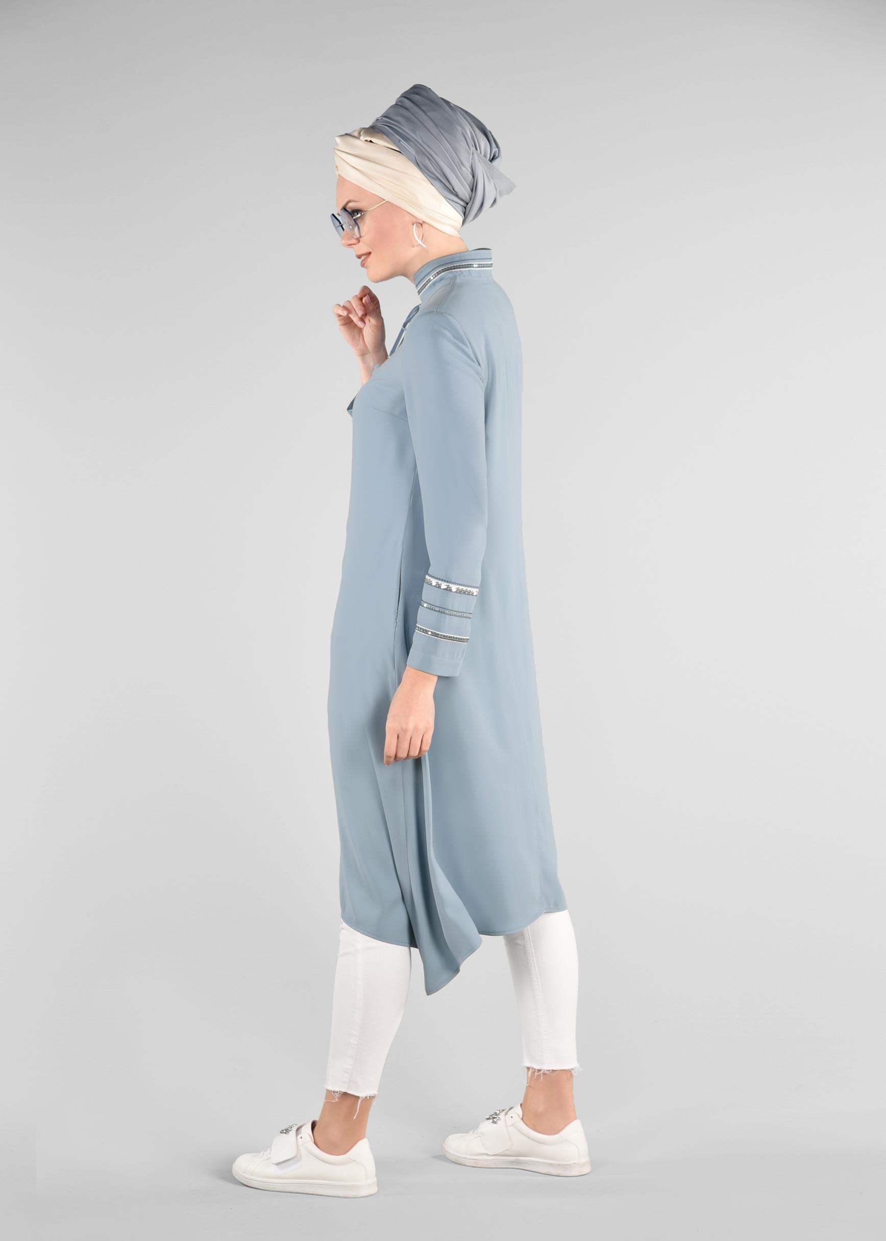 Tesettür giyim MAVİ PUL PAYET DETAYLI FERMUARLI TRENÇKOT 1196