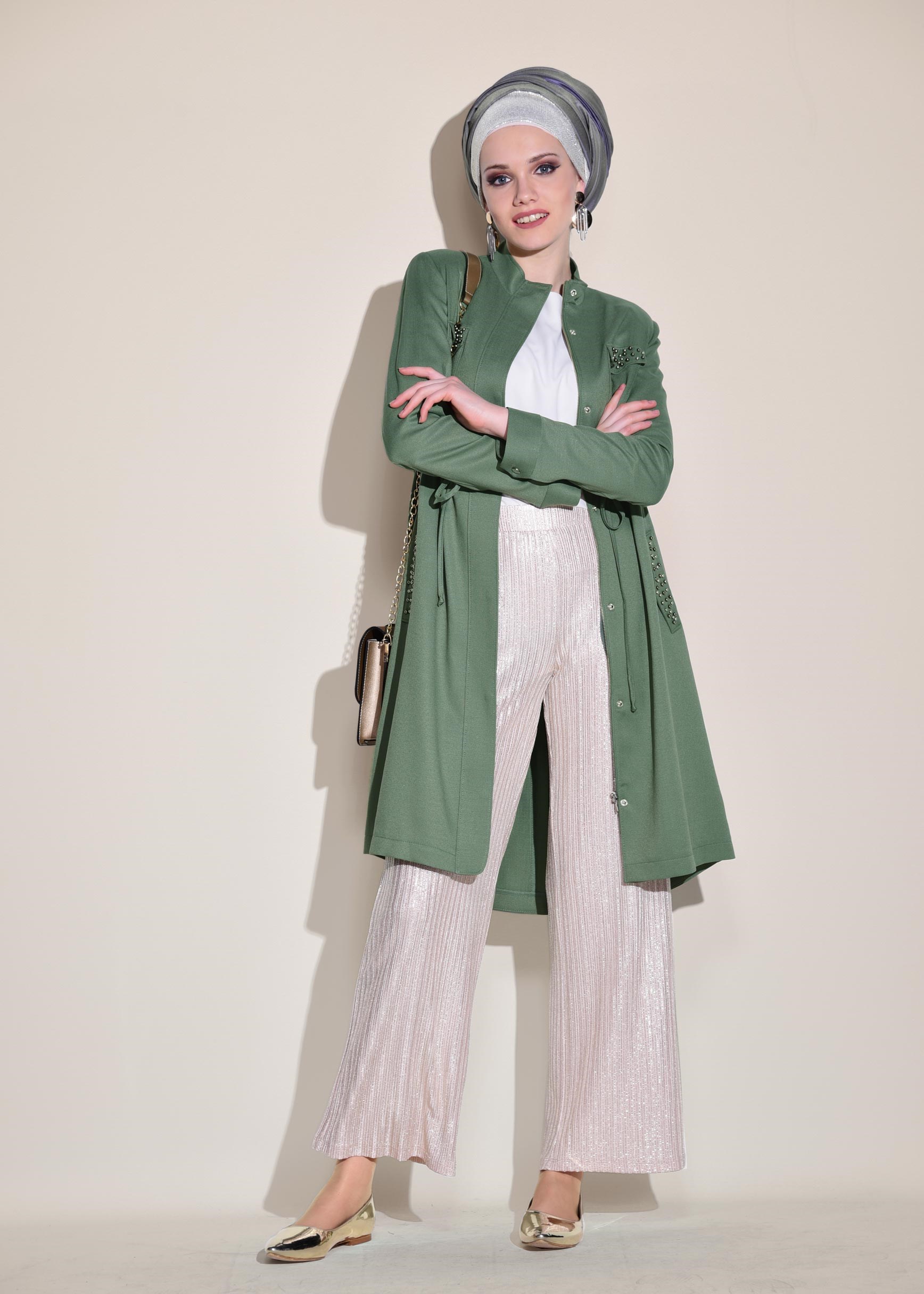 Tesettür giyim YEŞİL HAKİM YAKA BONCUK DETAYLI TRENÇKOT 1239