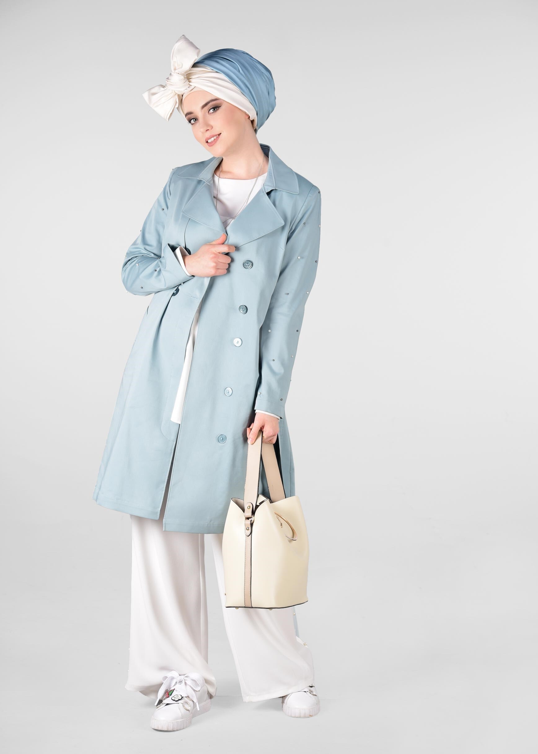 Tesettür giyim MAVİ İNCİ İŞLEMELİ TRENÇKOT 1240