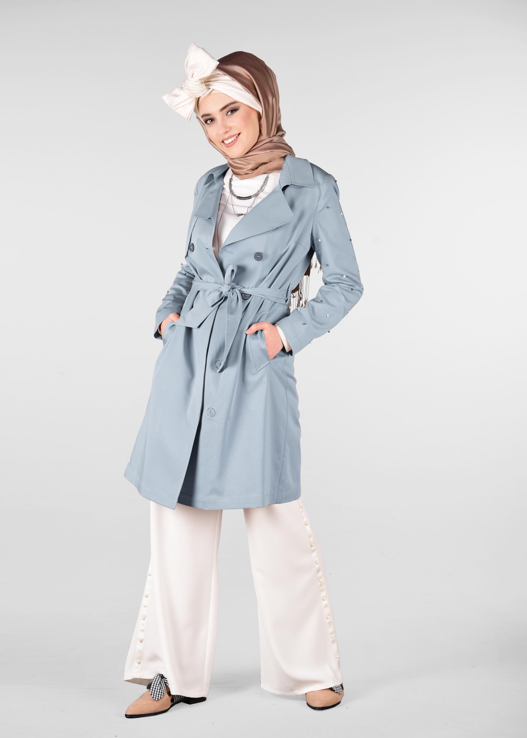 Tesettür giyim MAVİ İNCİ İŞLEMELİ TRENÇKOT 1240