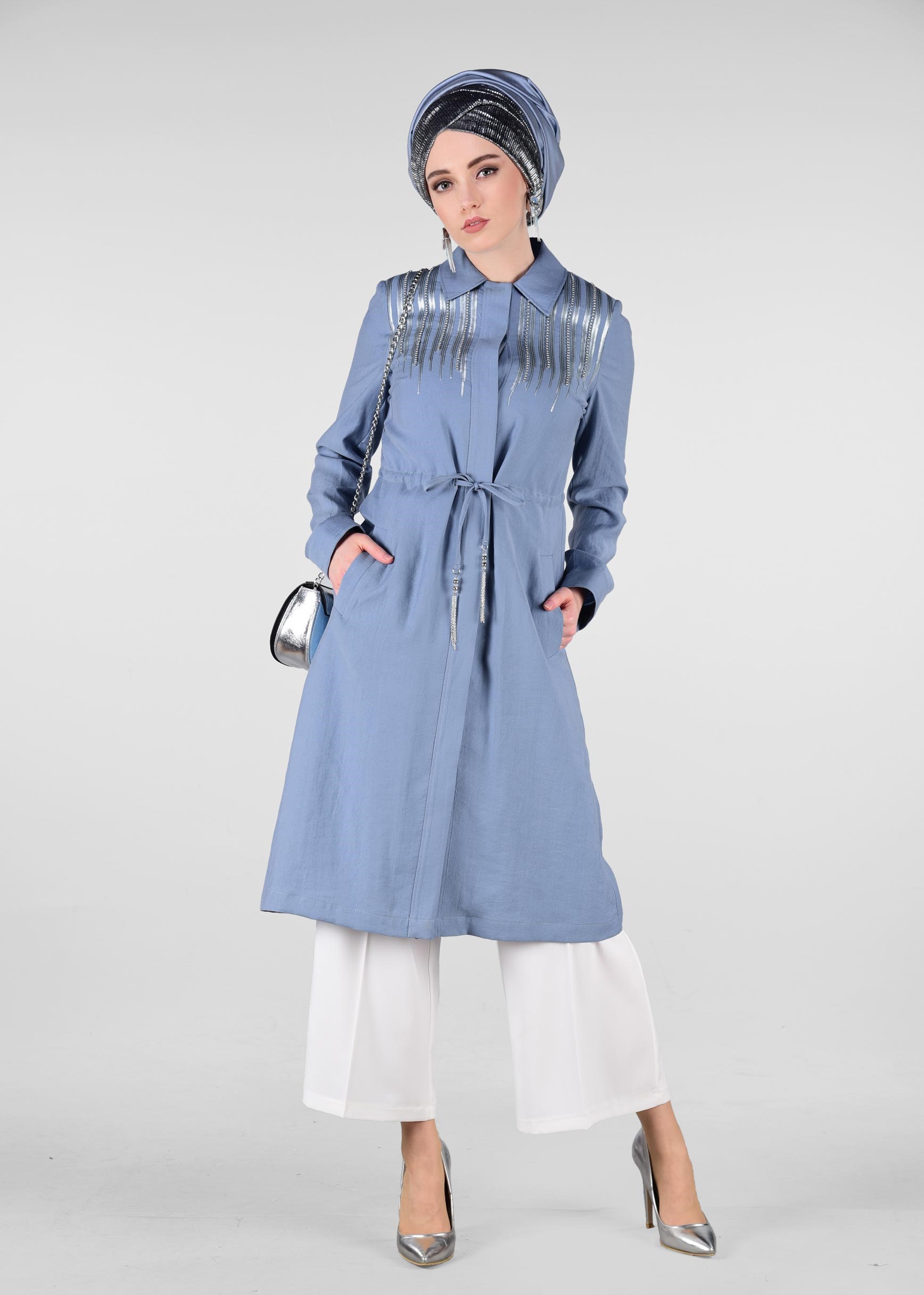 Tesettür giyim MAVİ DÜĞMELİ BELDEN BAĞLAMALI TRENÇKOT 1260