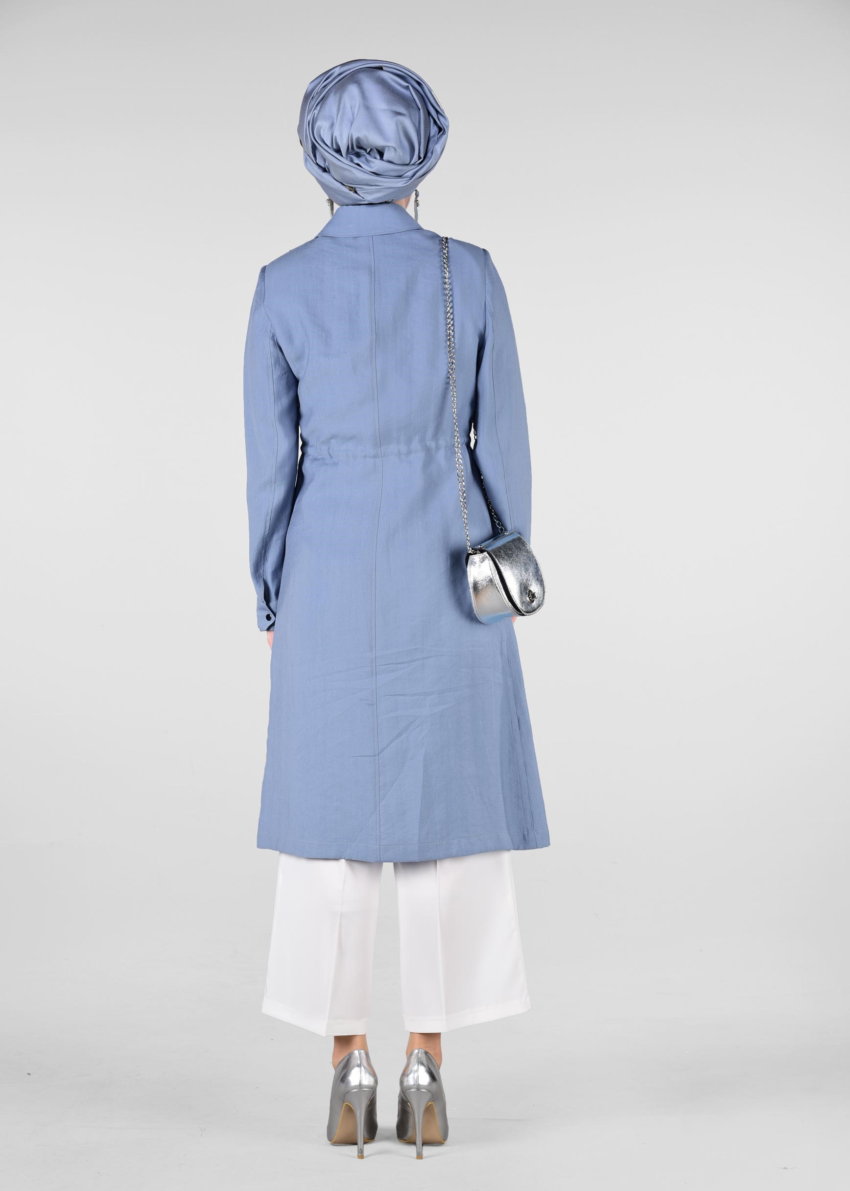 Tesettür giyim MAVİ DÜĞMELİ BELDEN BAĞLAMALI TRENÇKOT 1260