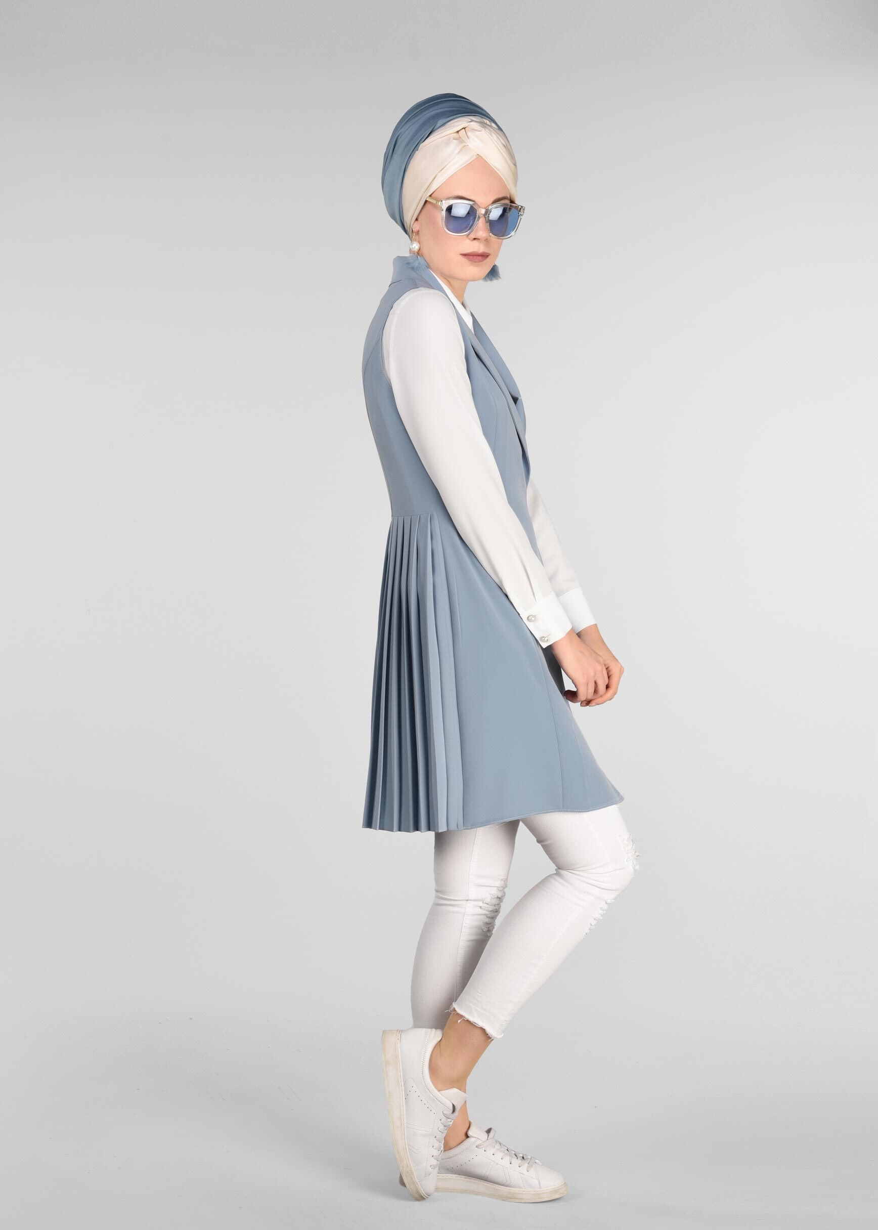 Tesettür giyim YEŞİL BELDEN BAĞLAMALI PİLELİ YELEK 4024