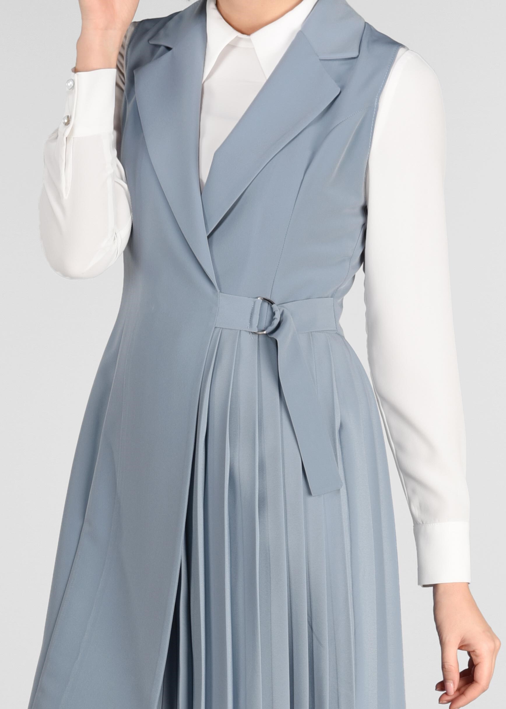 Tesettür giyim YEŞİL BELDEN BAĞLAMALI PİLELİ YELEK 4024