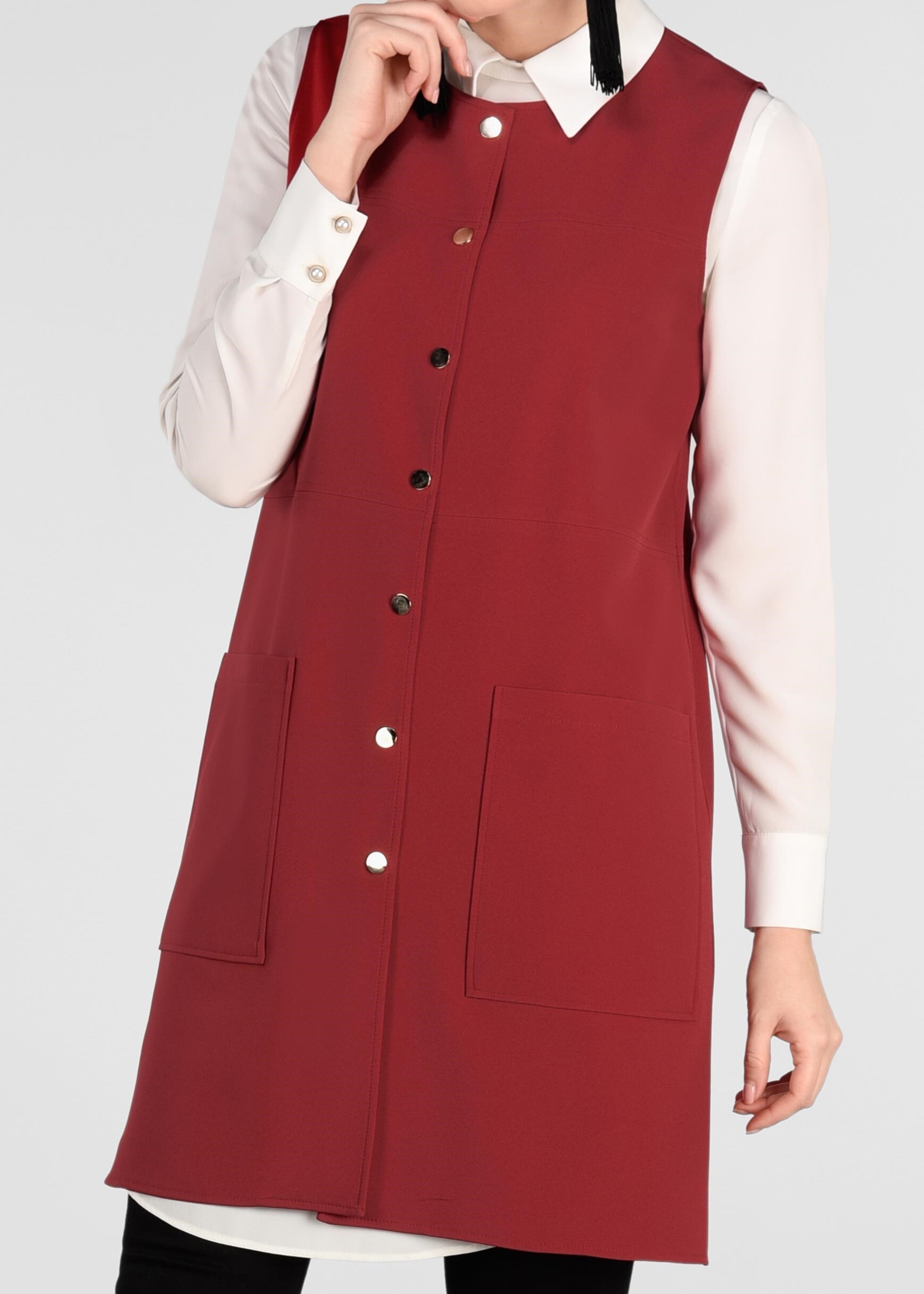 Tesettür giyim KIRMIZI YUVARLAK YAKA ÇITÇITLI YELEK 4026