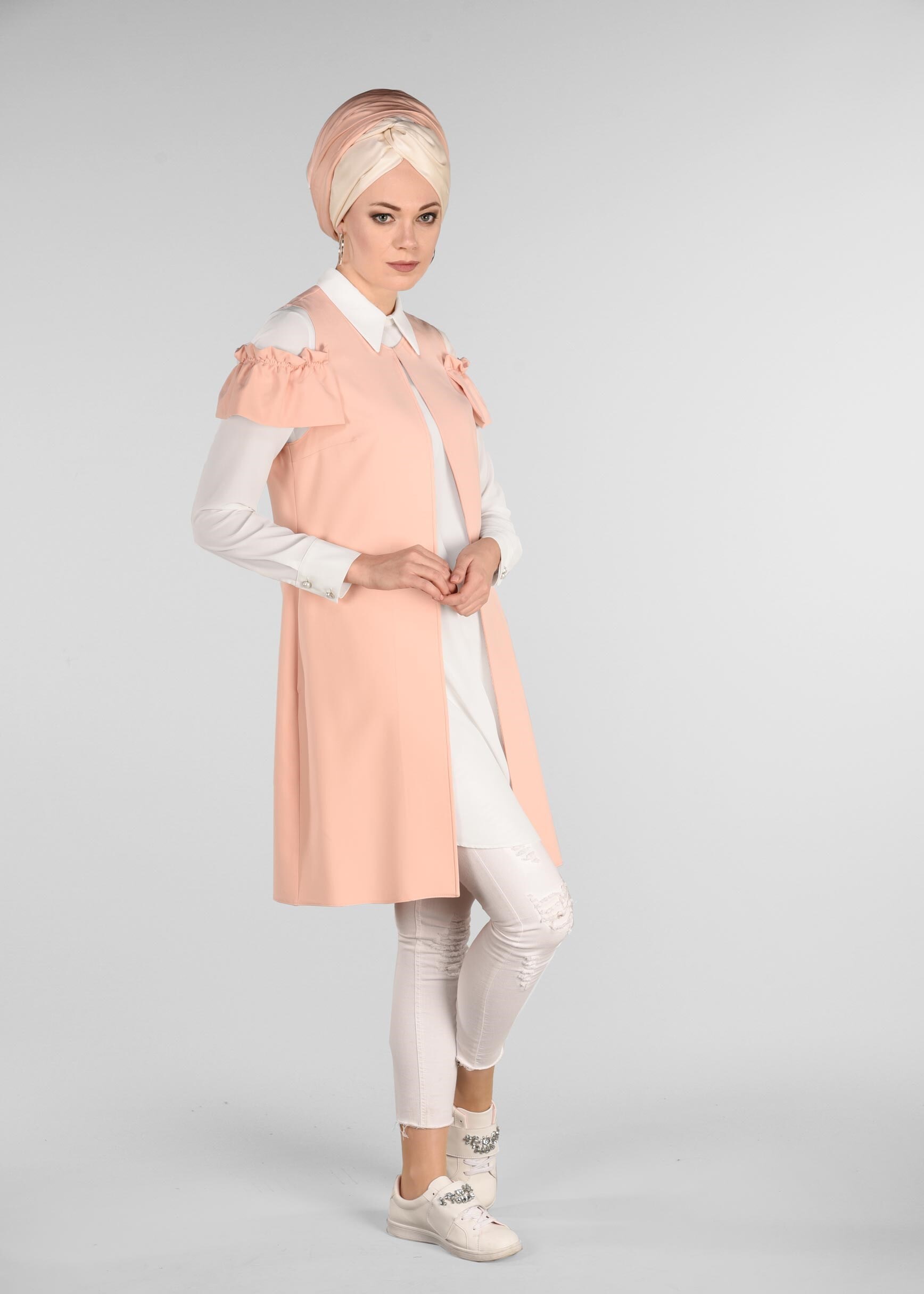 Tesettür giyim PUDRA OMUZLARI DETAYLI YELEK 4031