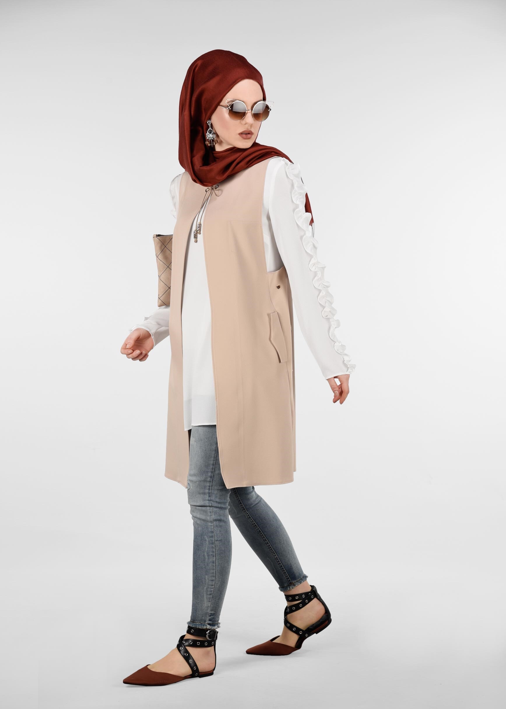 Tesettür giyim BEJ KUŞGÖZÜ DETAYLI YELEK 4048