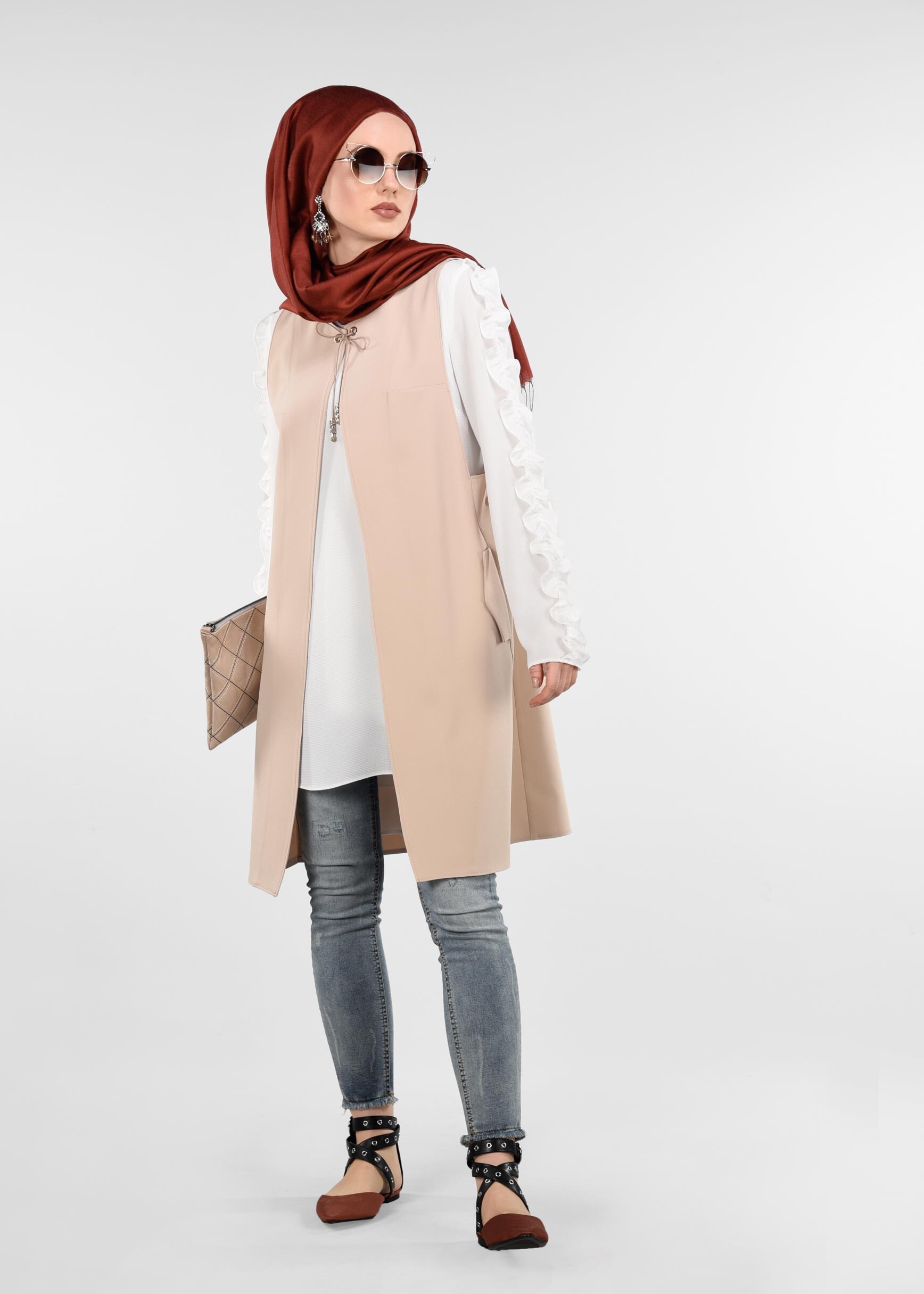 Tesettür giyim BEJ KUŞGÖZÜ DETAYLI YELEK 4048