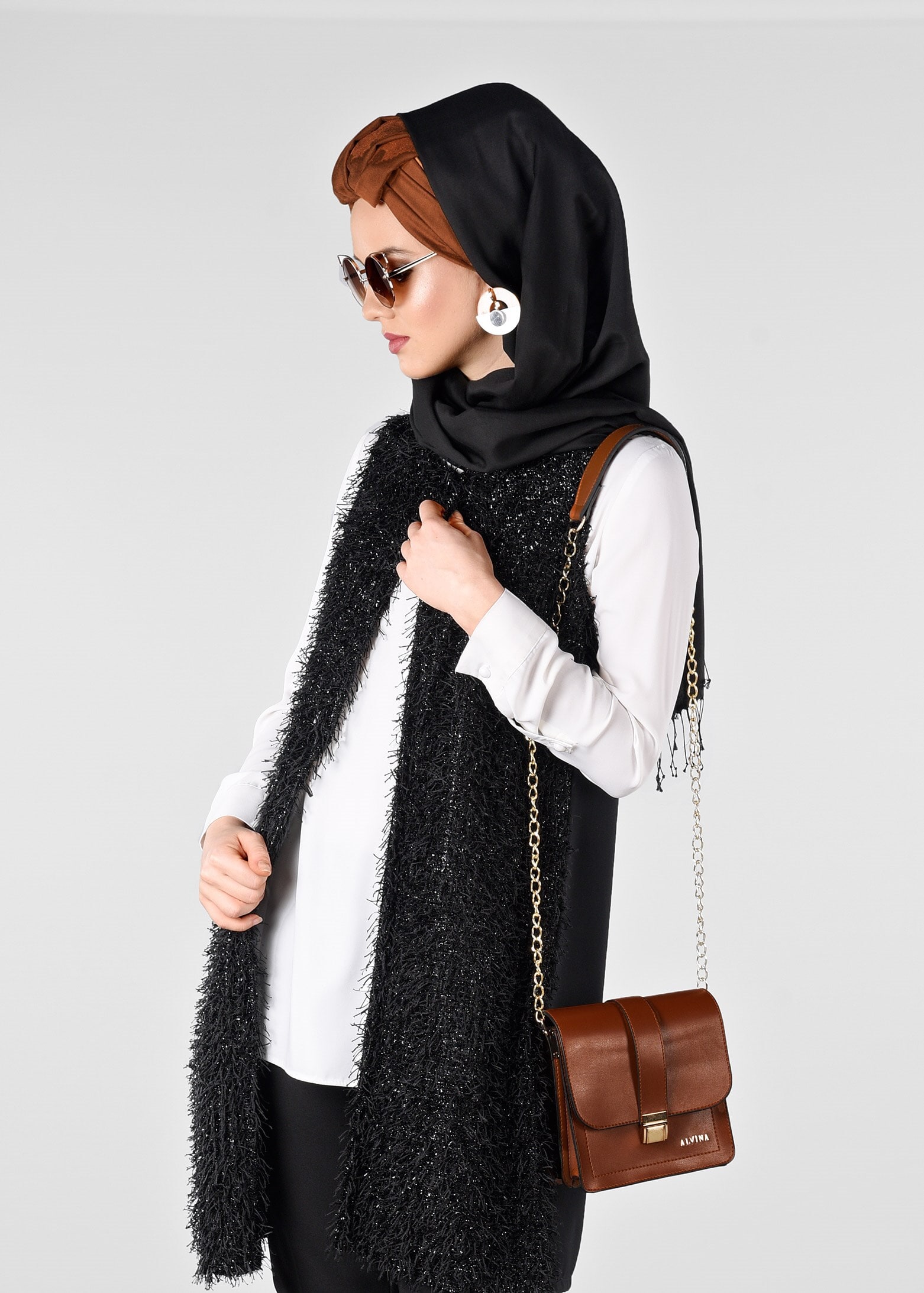 Tesettür giyim SİYAH SAÇAKLI YELEK 4068