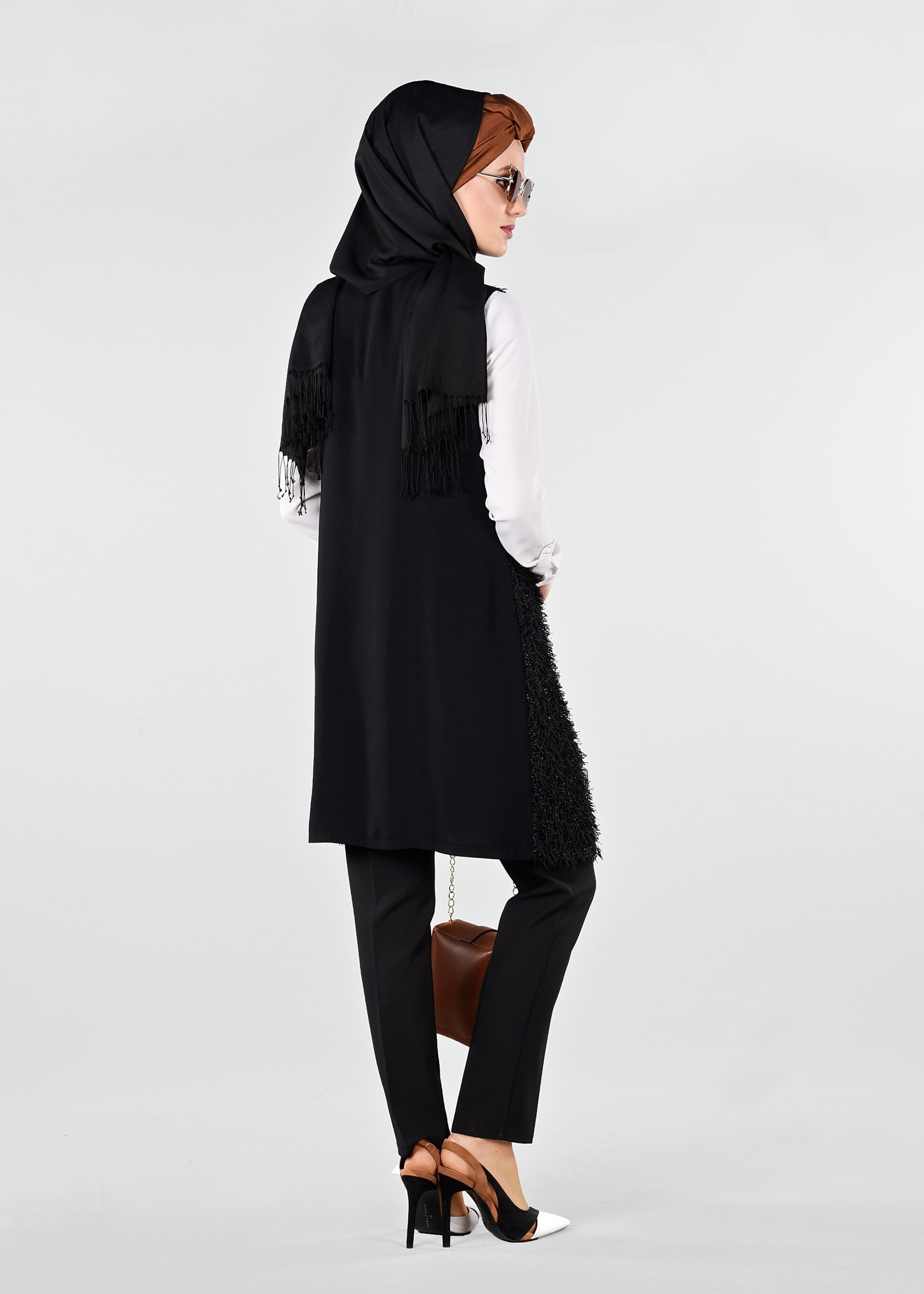 Tesettür giyim SİYAH SAÇAKLI YELEK 4068