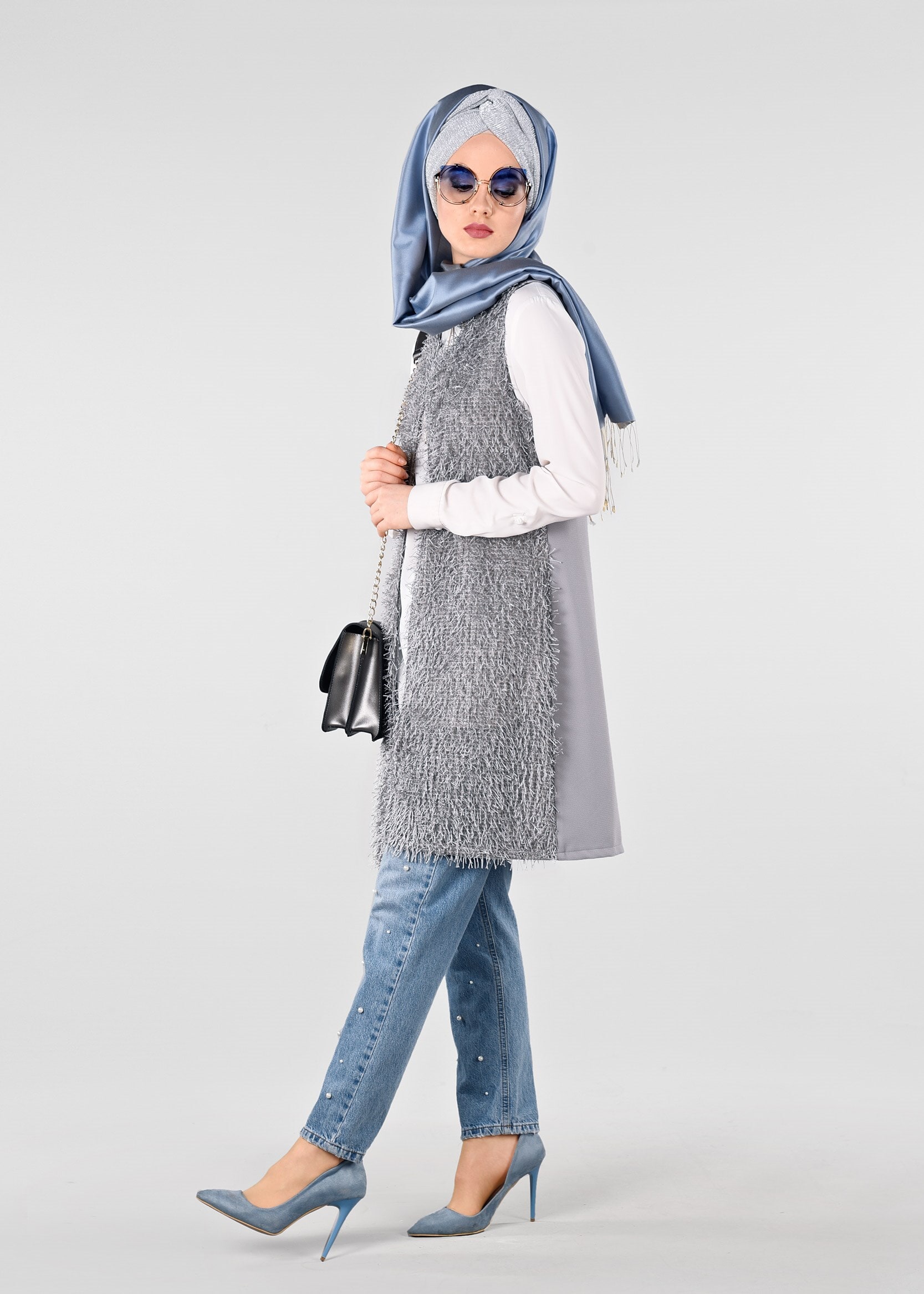 Tesettür giyim GRİ SAÇAKLI YELEK 4068