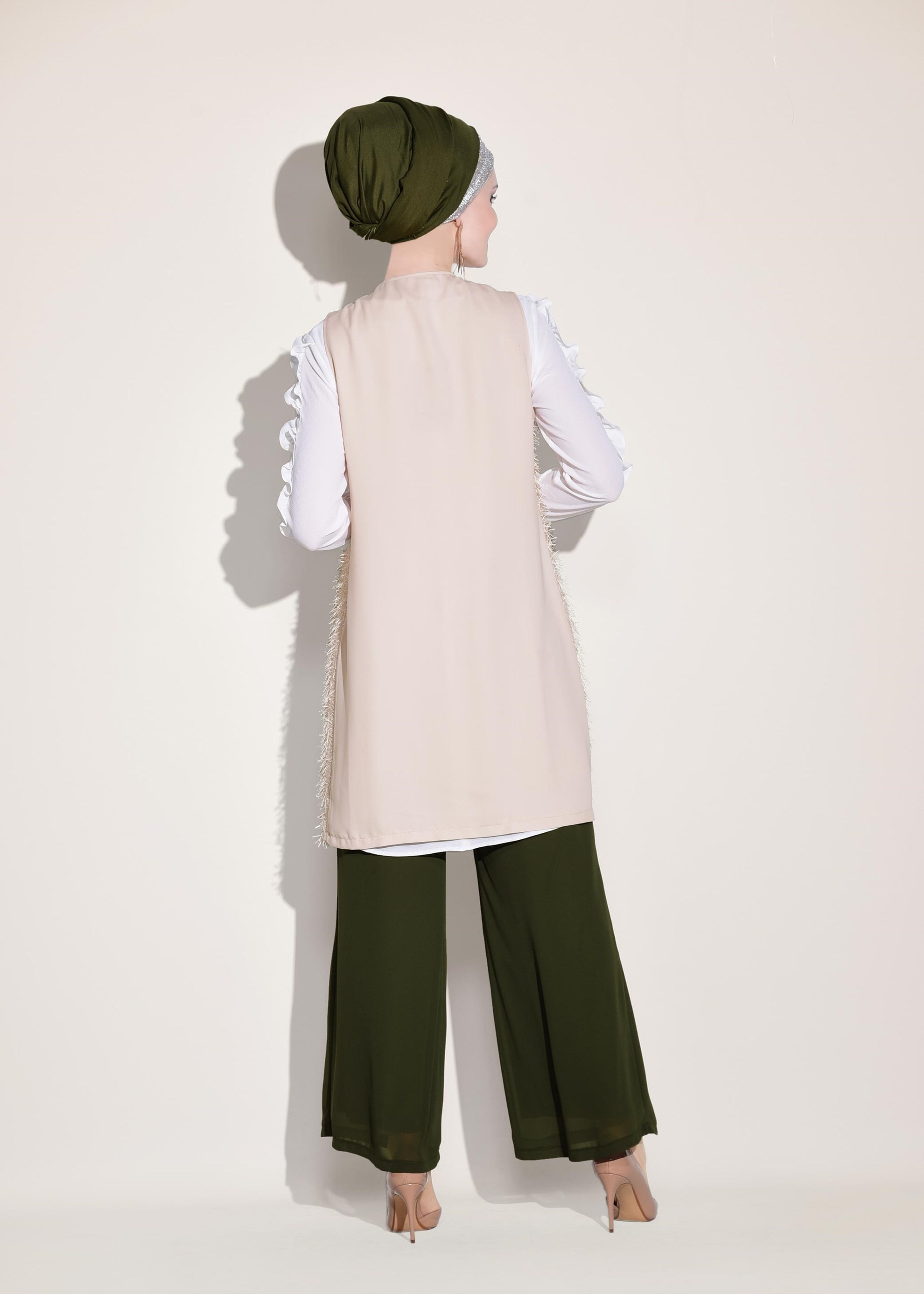 Tesettür giyim PUDRA SAÇAKLI YELEK 4068