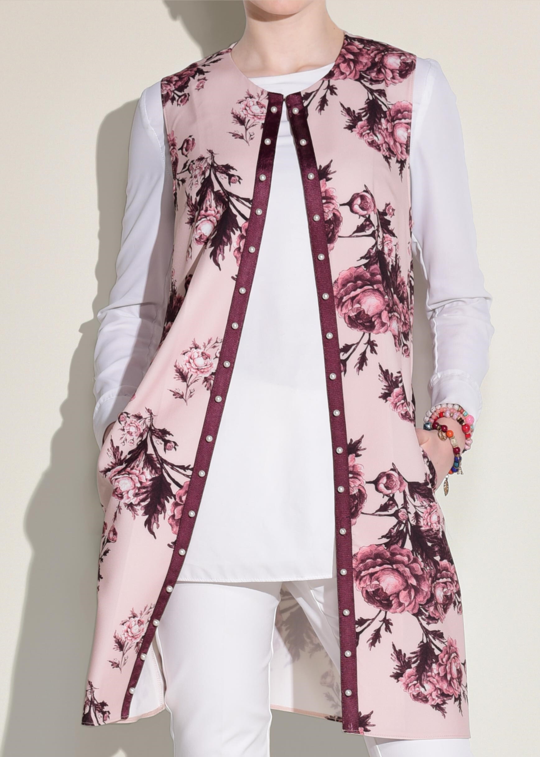 Tesettür giyim PUDRA ÇİÇEK DESENLİ İNCİLİ YELEK 4140