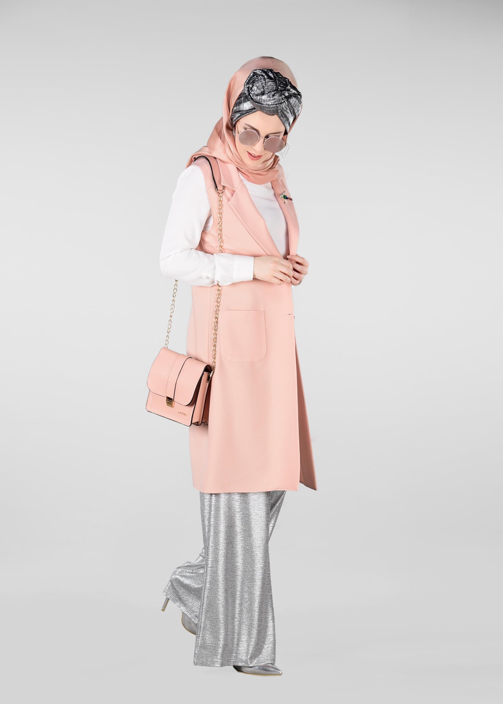 Tesettür giyim PUDRA KRUVAZE YAKA YELEK 4977