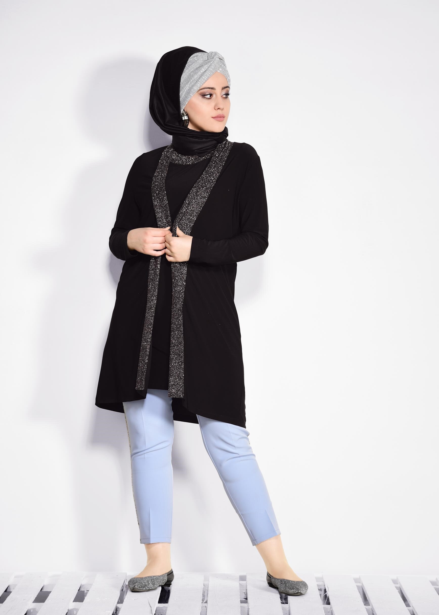 Tesettür giyim SİYAH SİM İŞLEMELİ 2&prime;Lİ TUNİK 2809