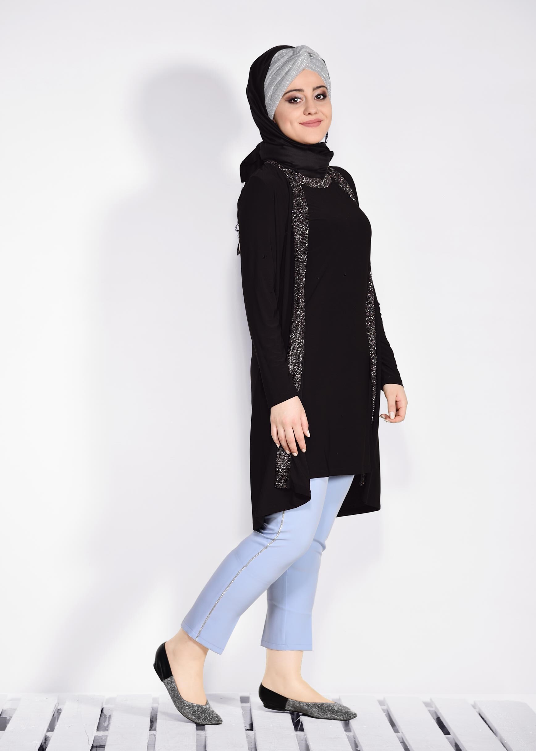 Tesettür giyim SİYAH SİM İŞLEMELİ 2&prime;Lİ TUNİK 2809