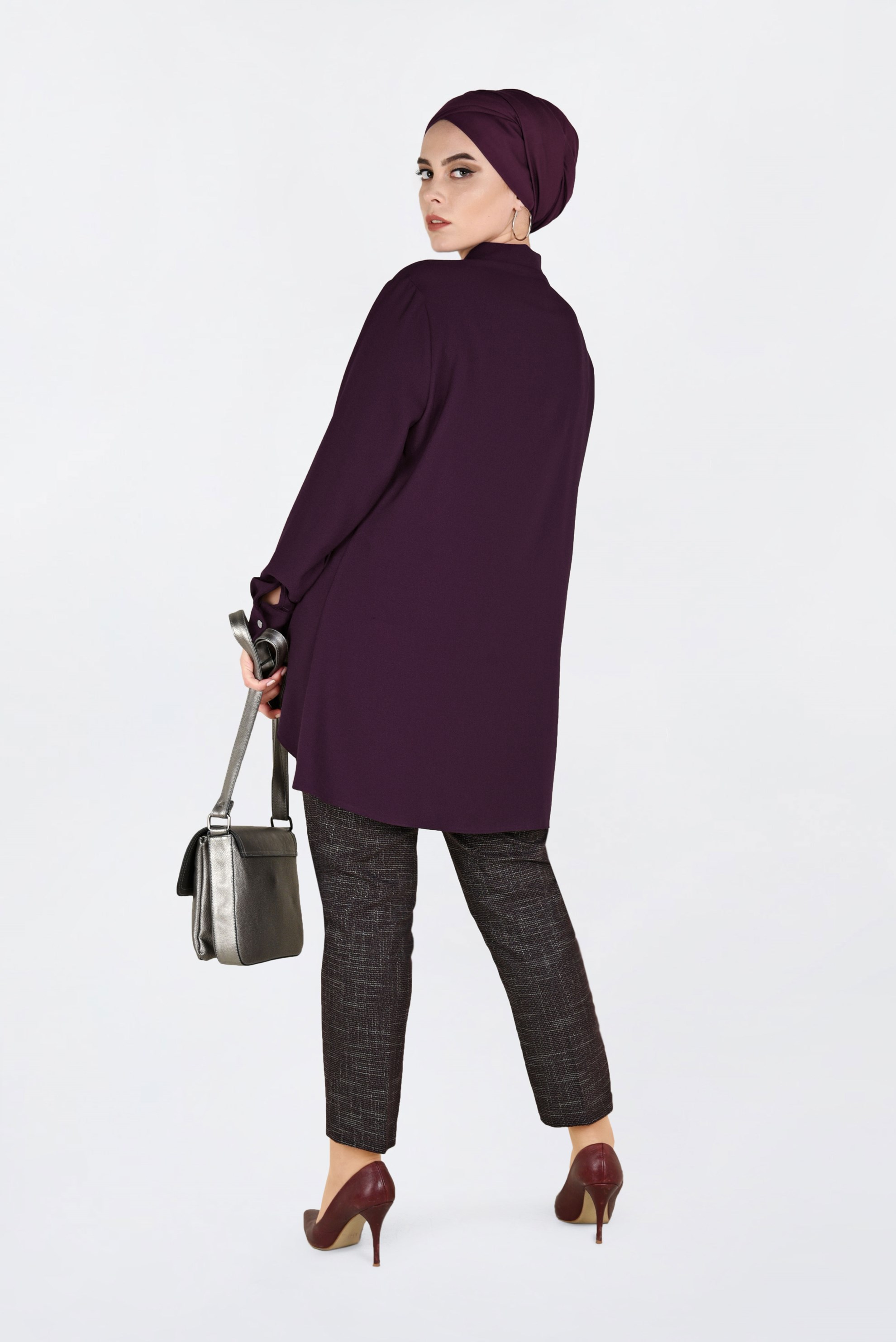 Tesettür giyim BORDO YAKASI DÜĞME DETAYLI BLUZ 2844