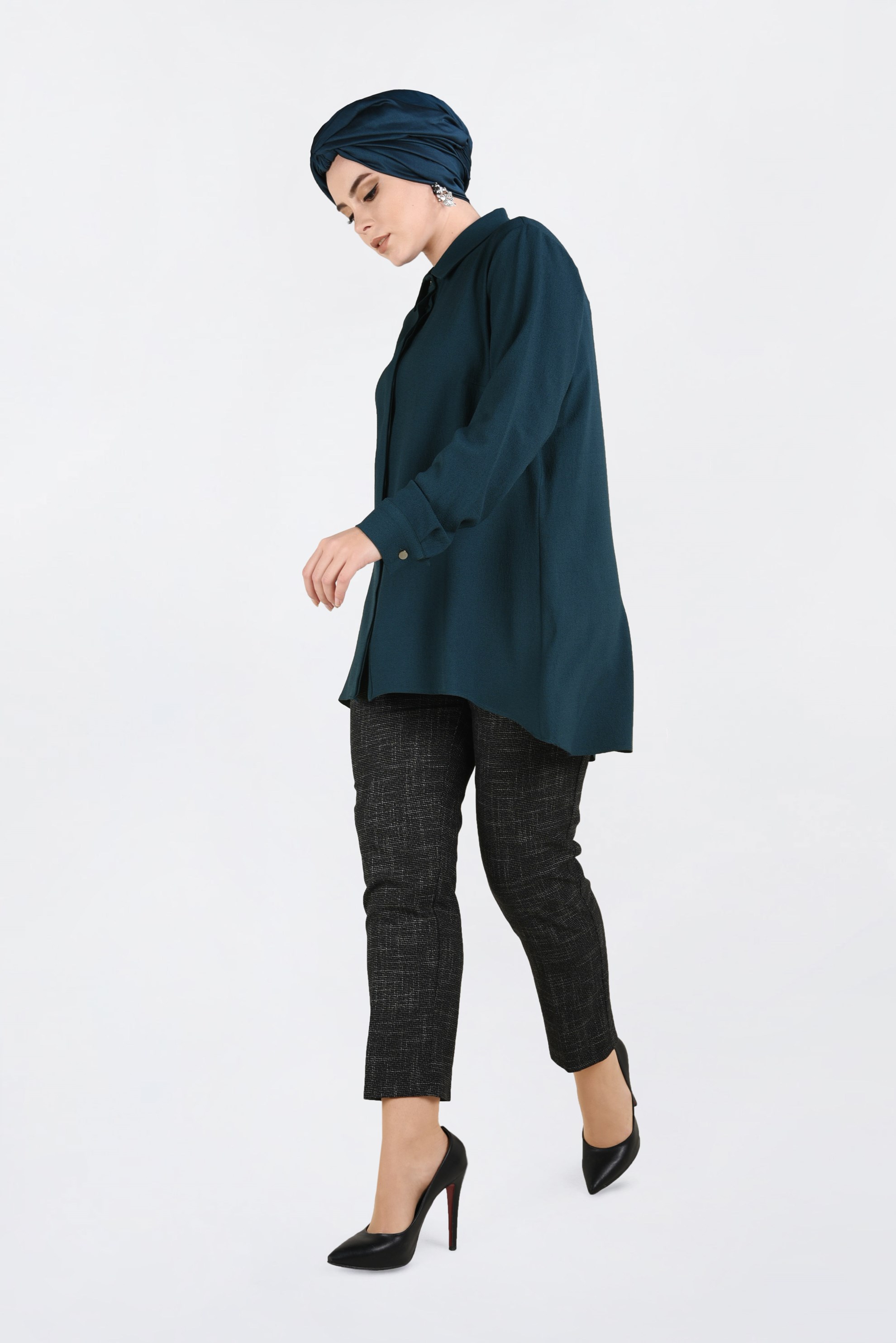 Hijab clothing GREEN COLLAR BUTTONED BLOUSE 2844 