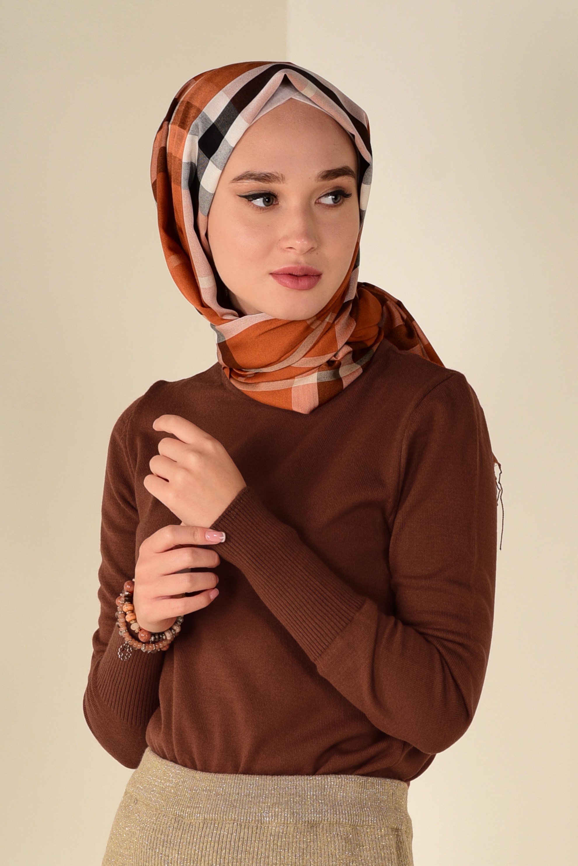 Tesettür giyim TURUNCU BALIKÇI YAKA TRİKO KAZAK 4507