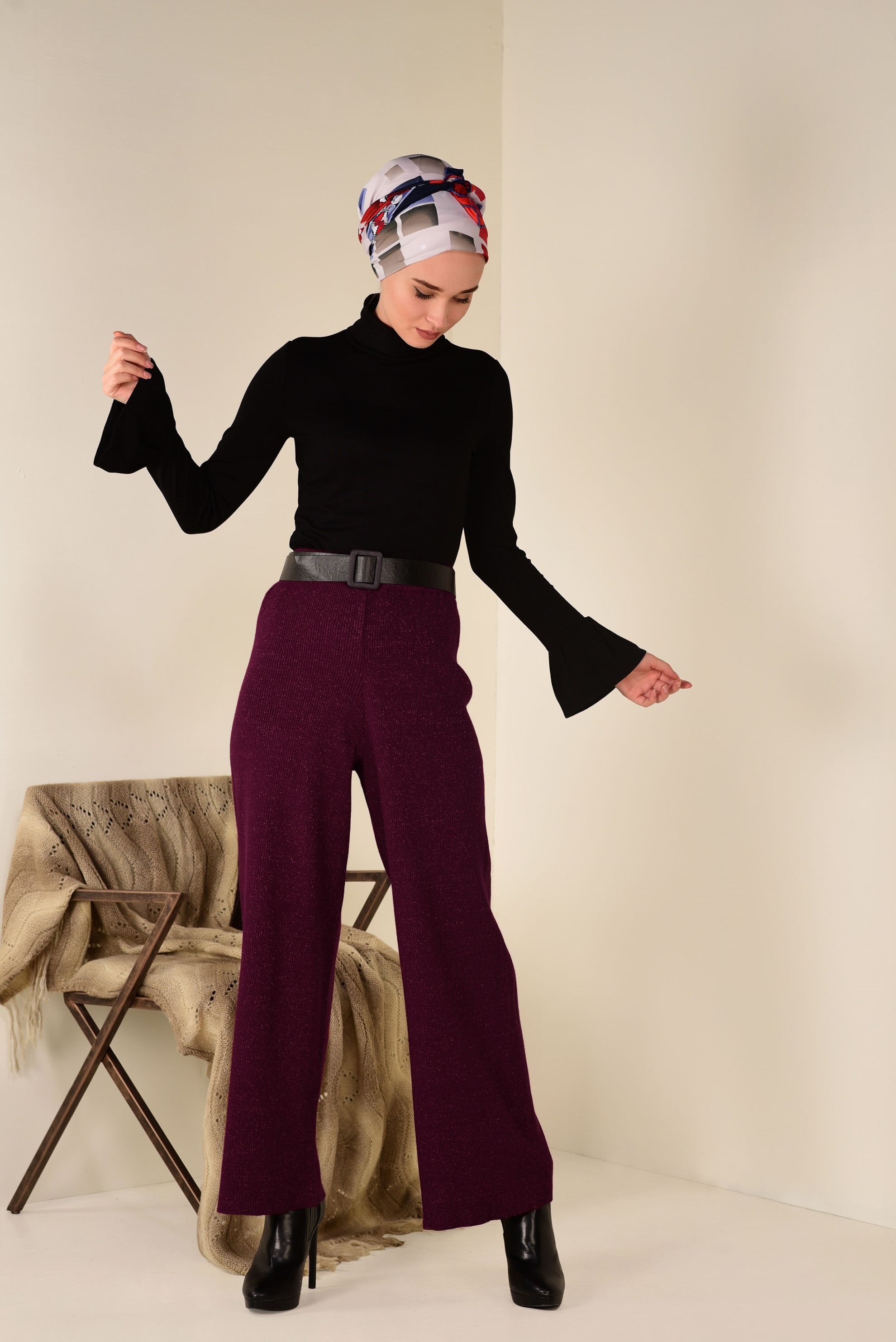 Tesettür giyim SİYAH KOLLARI VOLANLI BADİ 4576 