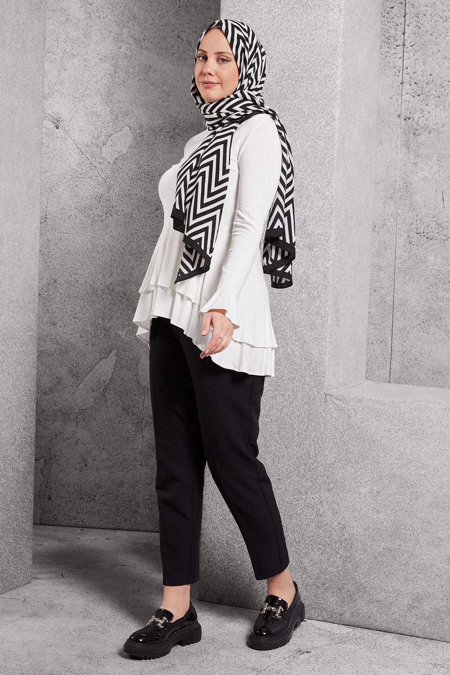 Tesettür giyim BEYAZ ETEK UCU FIRFIRLI BLUZ 4614