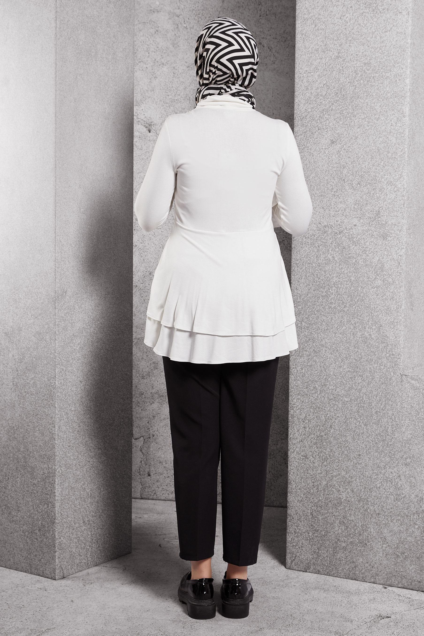 Tesettür giyim BEYAZ ETEK UCU FIRFIRLI BLUZ 4614