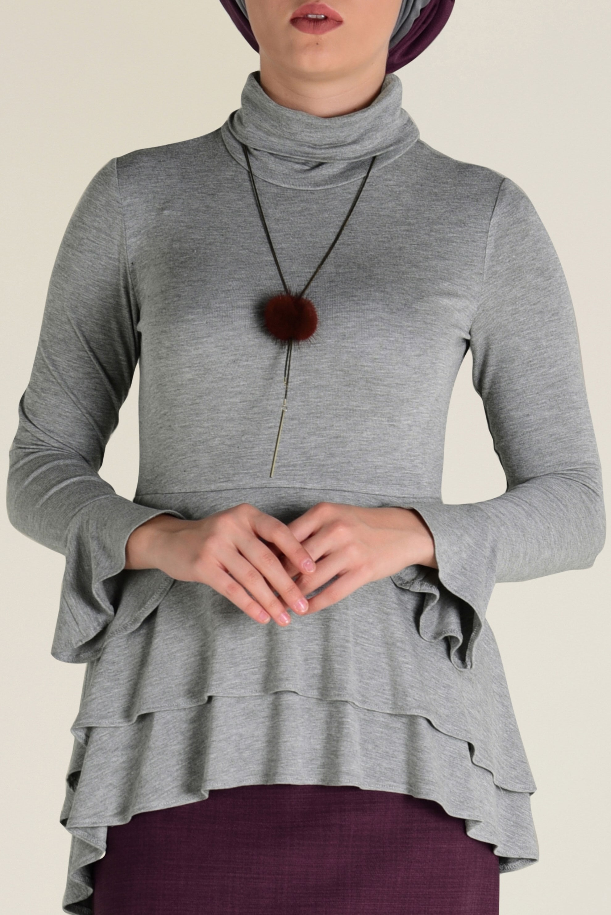 Tesettür giyim GRİ ETEK UCU FIRFIRLI BLUZ 4614