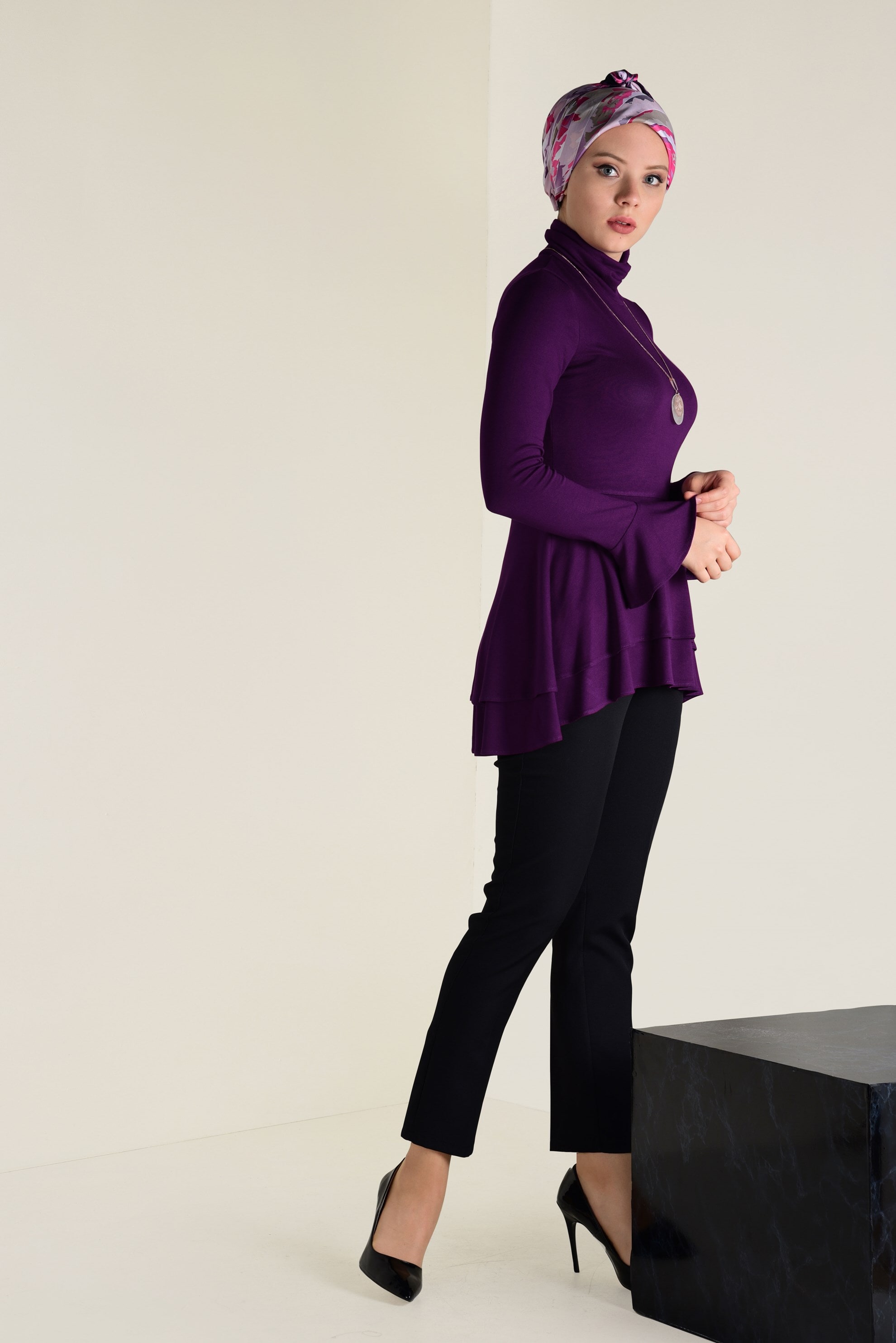 Tesettür giyim MOR ETEK UCU FIRFIRLI BLUZ 4614