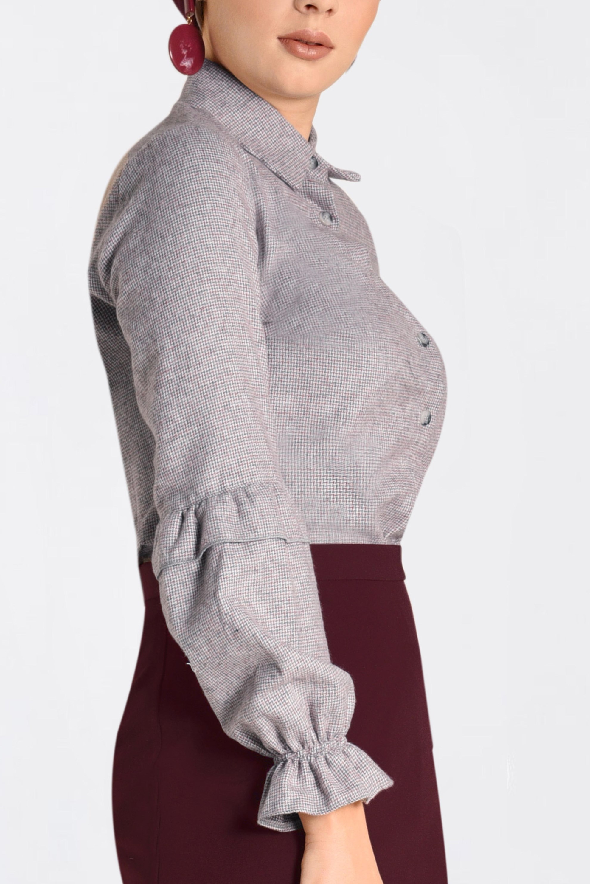 Tesettür giyim GRİ KOLLARI FIRFIRLI KARELİ GÖMLEK 4650 