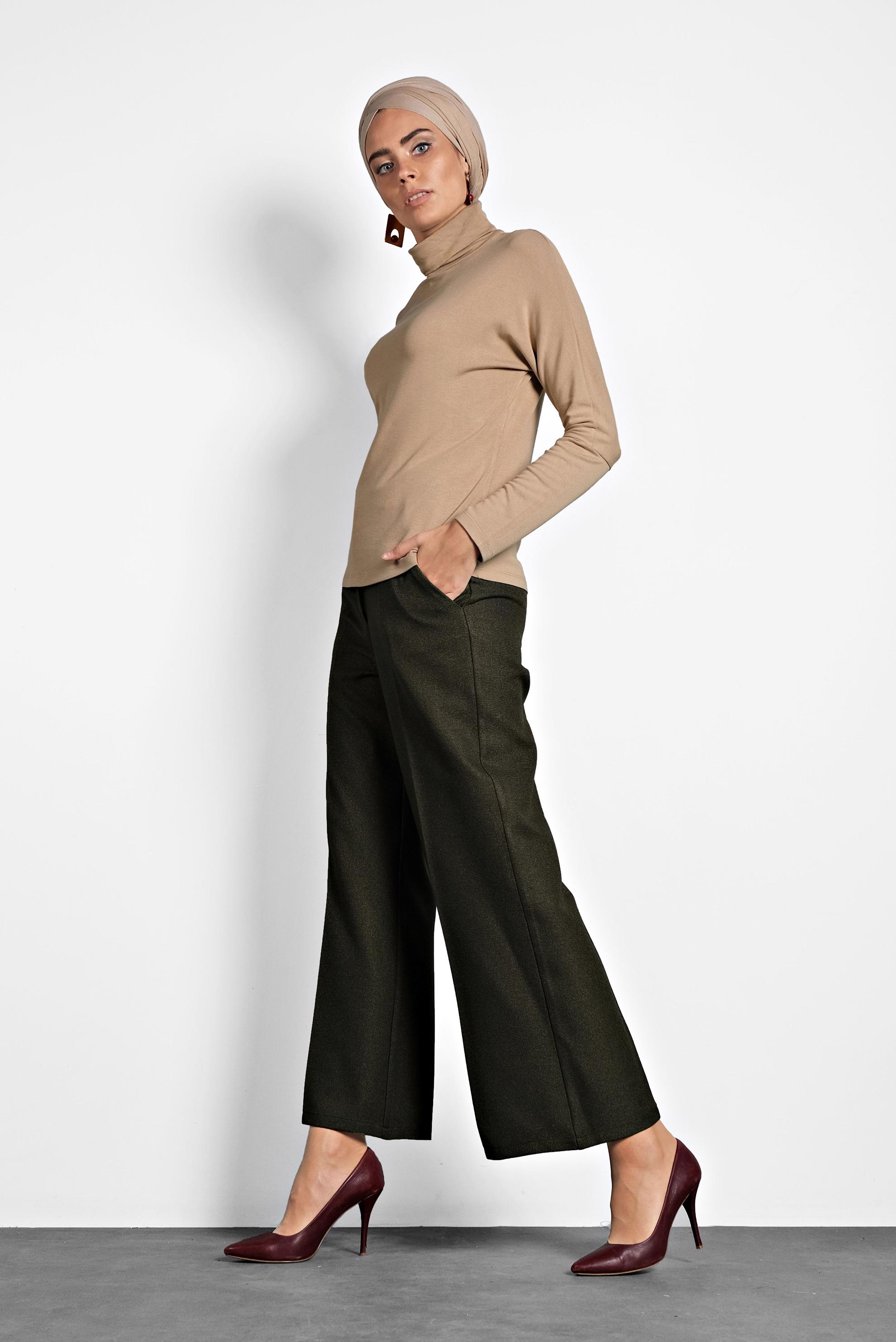 Tesettür giyim BEJ BOĞAZLI PENYE BADİ 4675