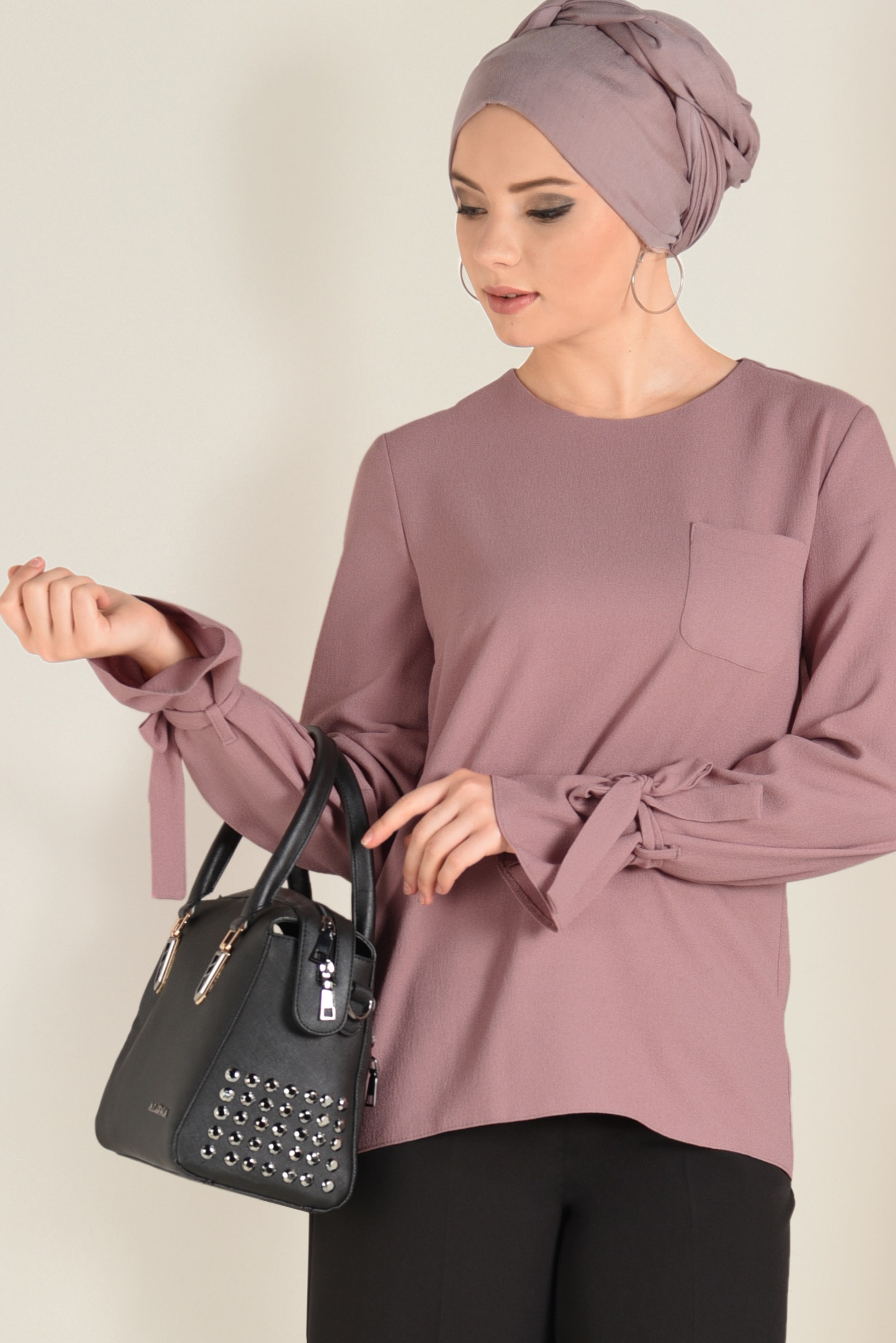 Tesettür giyim PUDRA KOLLARI BAĞCIKLI BLUZ 4744