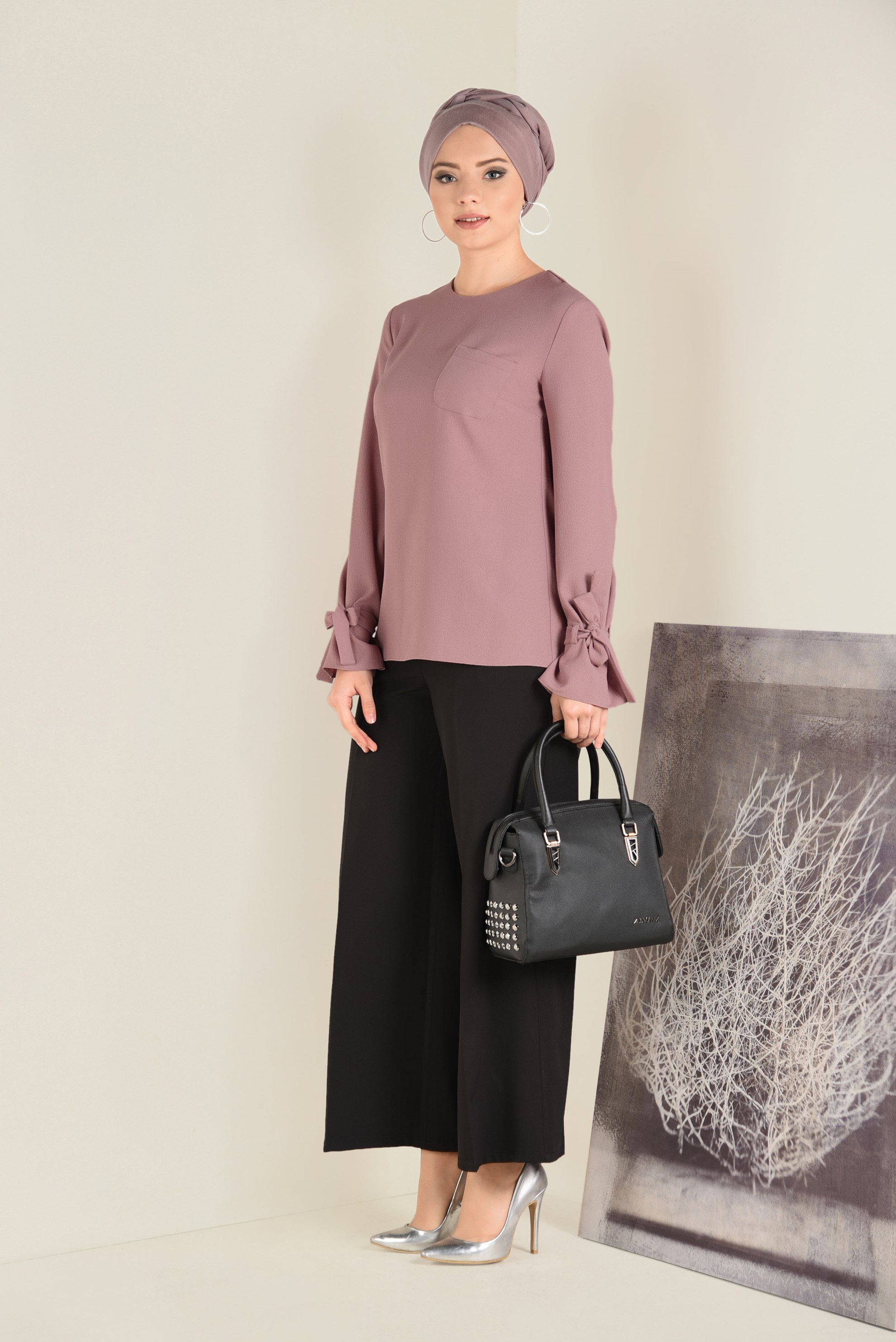 Tesettür giyim PUDRA KOLLARI BAĞCIKLI BLUZ 4744