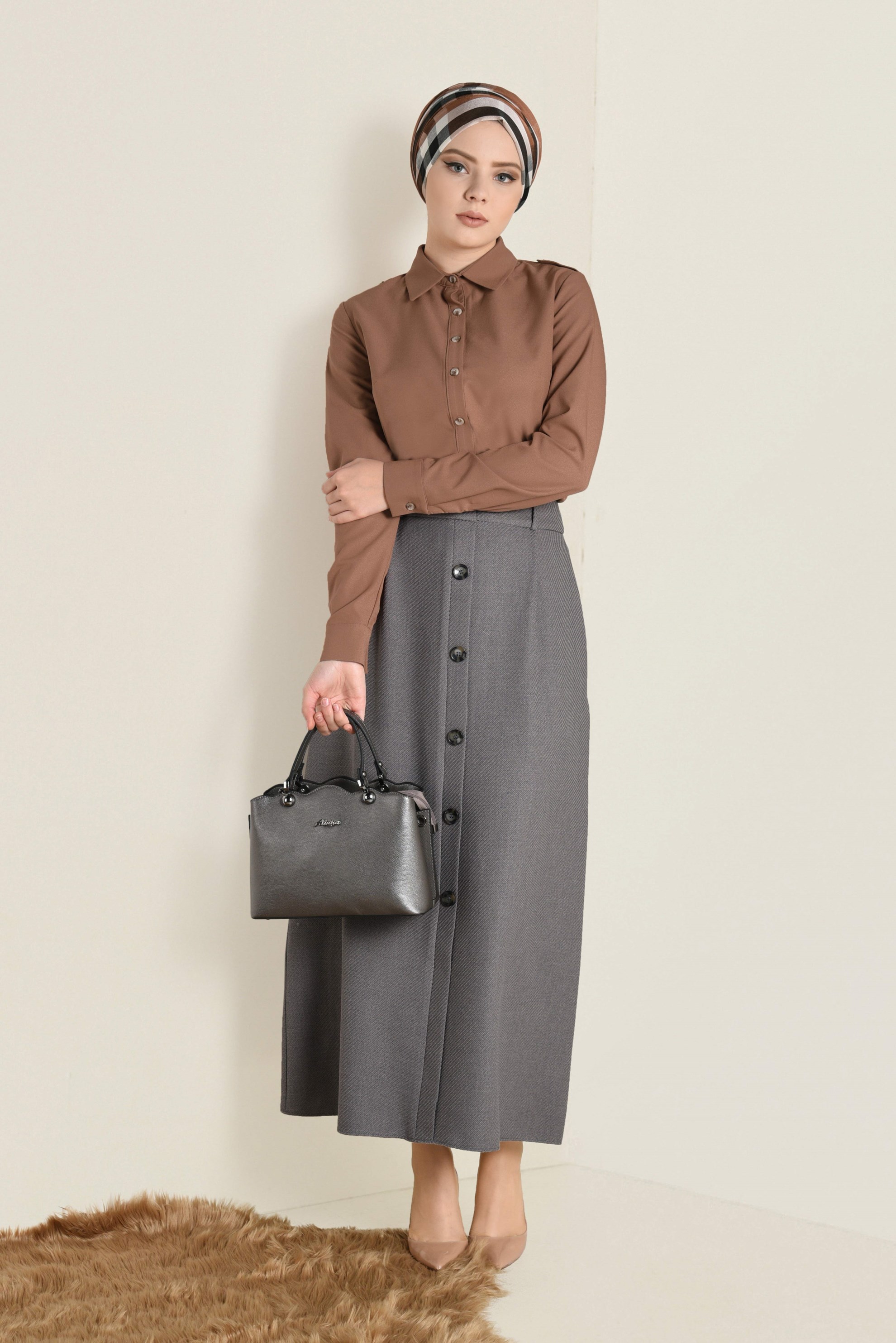 Tesettür giyim TABA ÖNDEN DÜĞMELİ ERKEK YAKA KLASİK GÖMLEK 4761