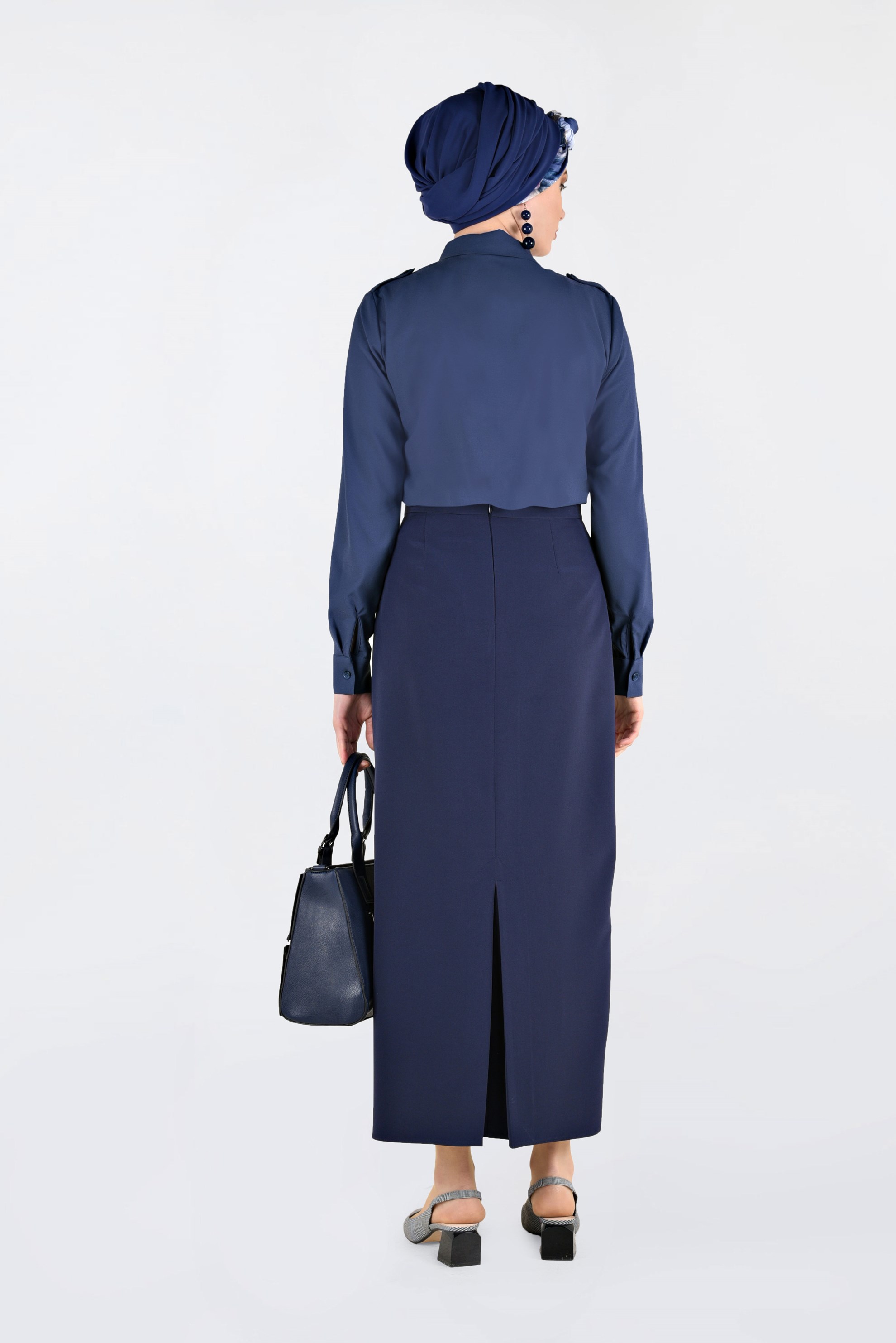 Hijab clothing BLUE BUTTONED CLASSIC SHIRT 4761