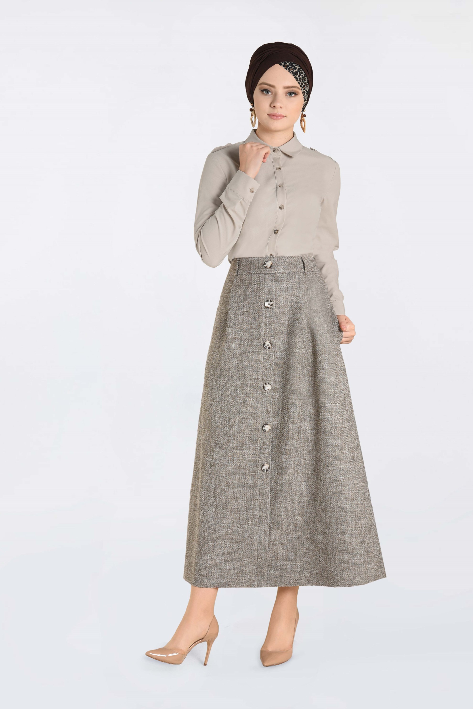 Tesettür giyim EKRU ÖNDEN DÜĞMELİ ERKEK YAKA KLASİK GÖMLEK 4761