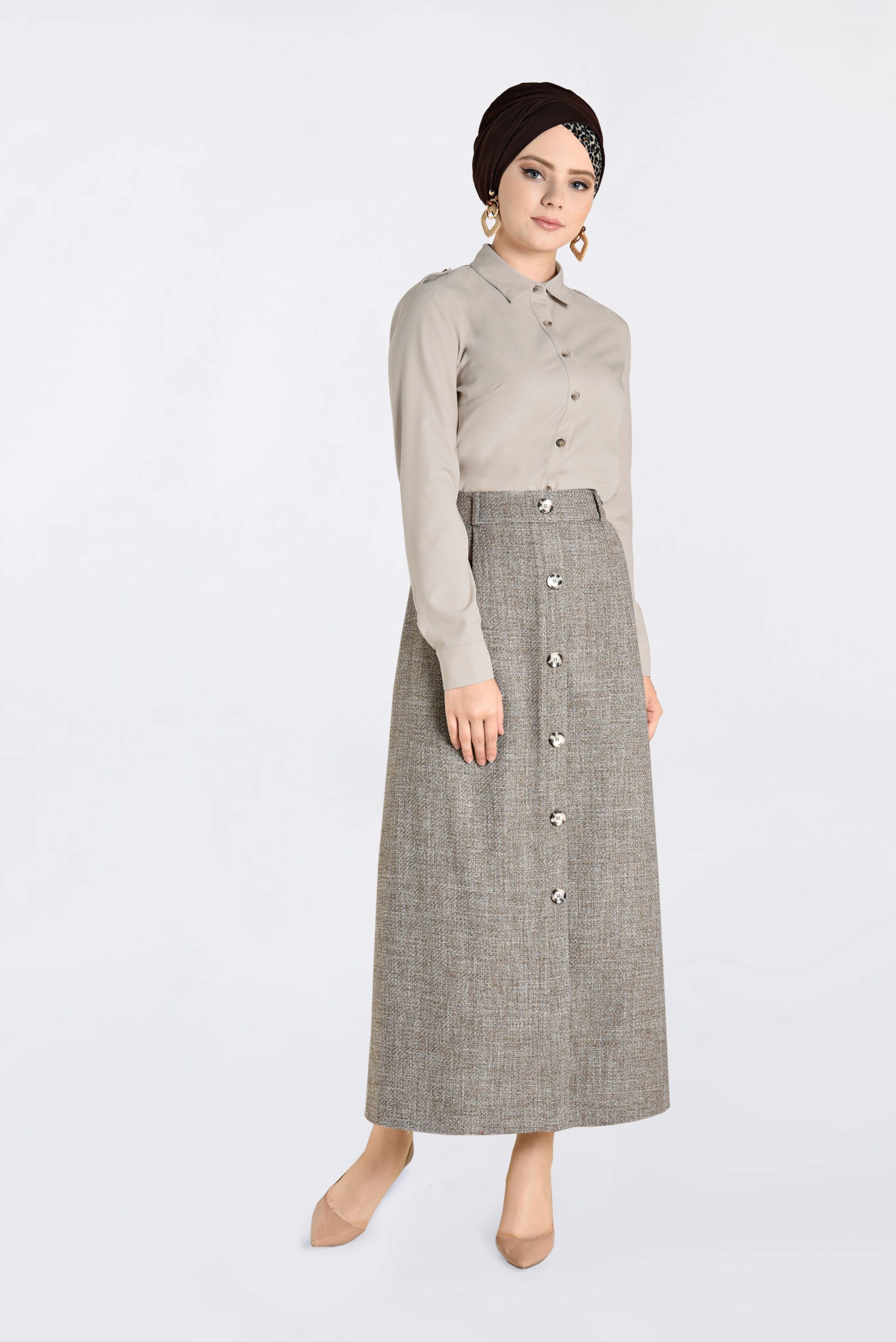 Tesettür giyim EKRU ÖNDEN DÜĞMELİ ERKEK YAKA KLASİK GÖMLEK 4761