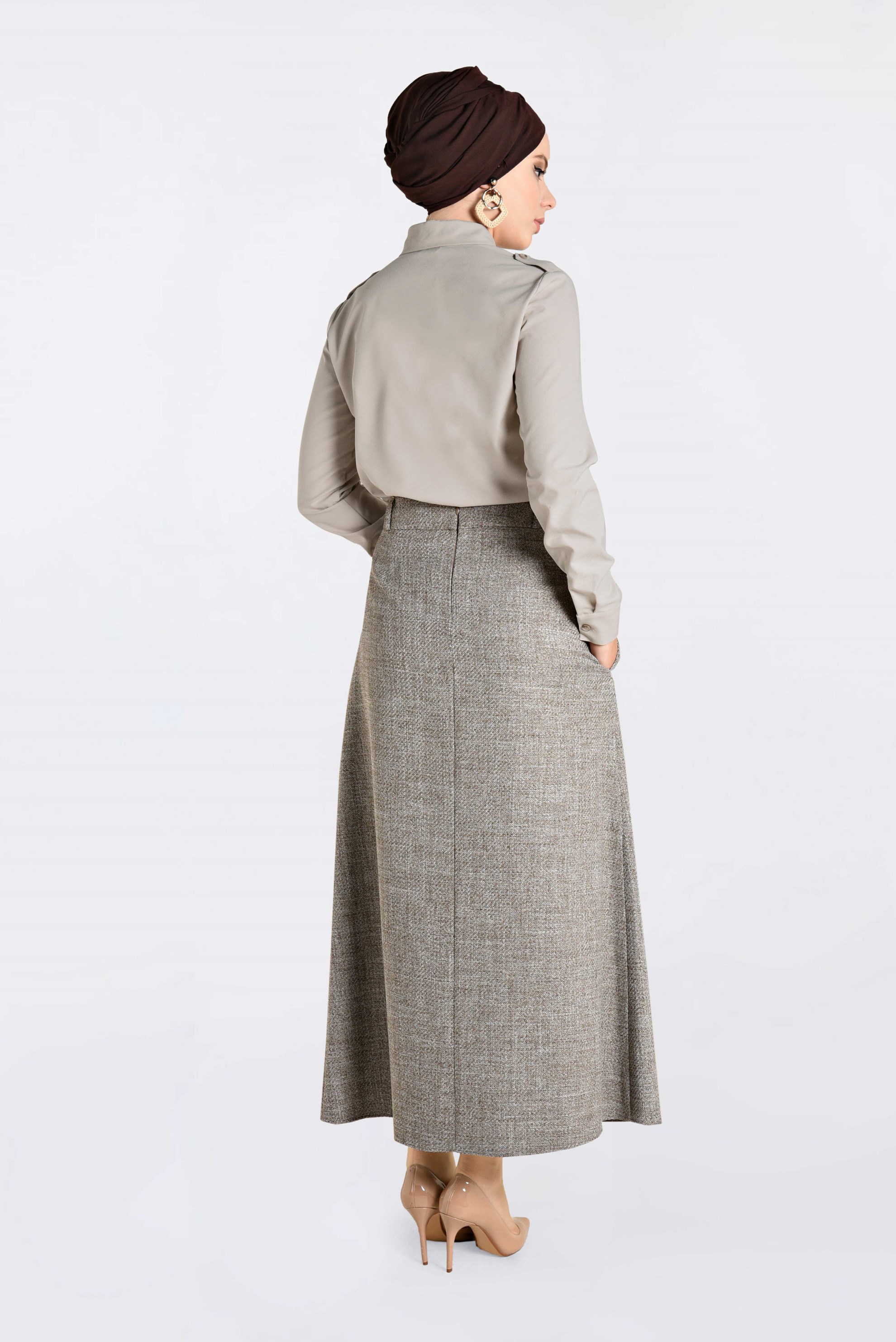 Tesettür giyim EKRU ÖNDEN DÜĞMELİ ERKEK YAKA KLASİK GÖMLEK 4761