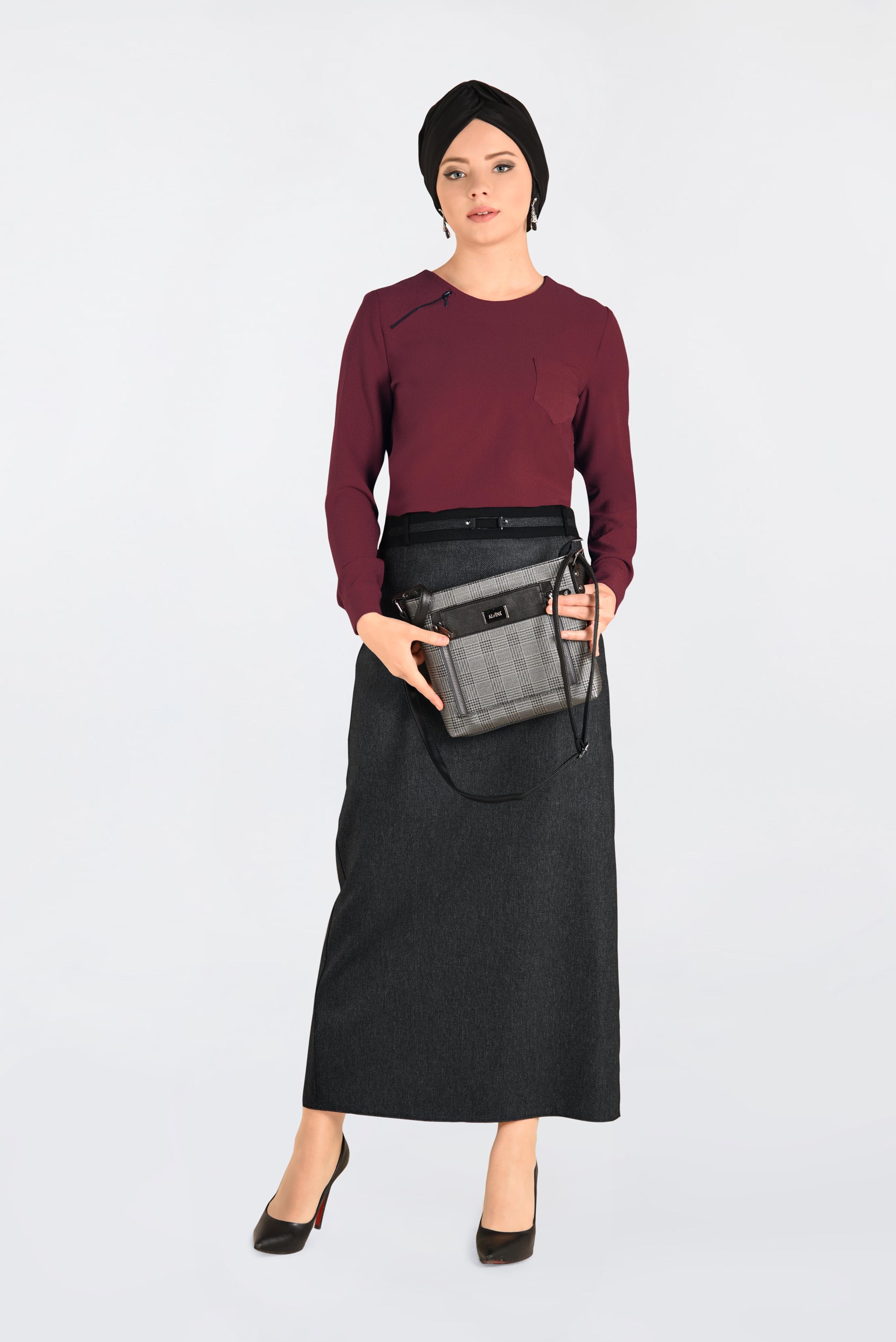 Hijab clothing CLARET RED CREW-NECK BLOUSE 4787 