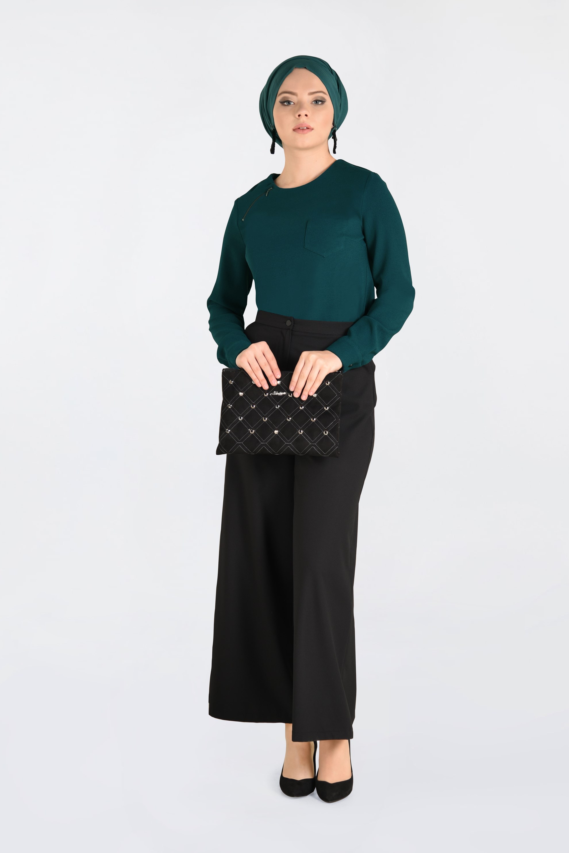 Tesettür giyim YEŞİL CEP DETAYLI BİSİKLET YAKA BLUZ 4787