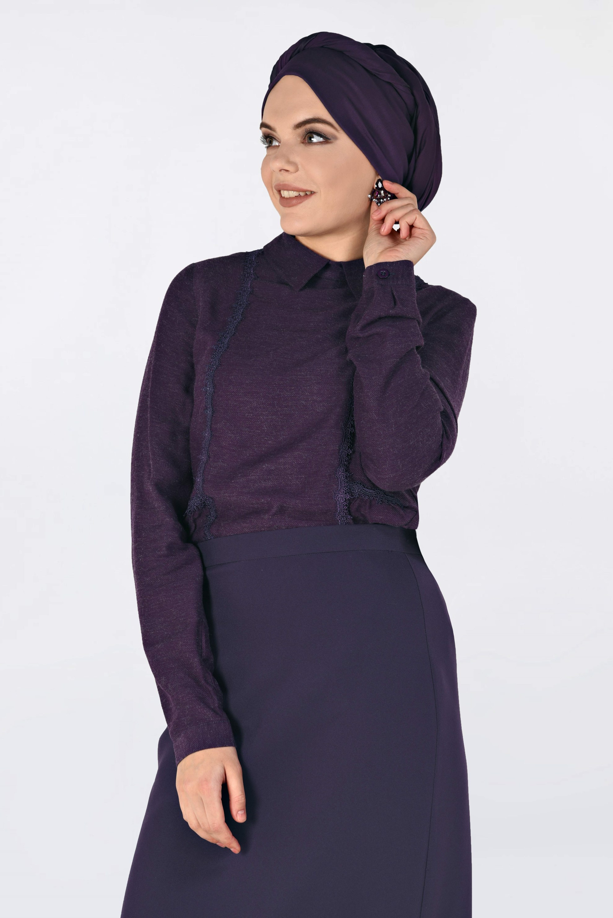 Tesettür giyim MOR DANTEL ŞERİTLİ BLUZ 4788 