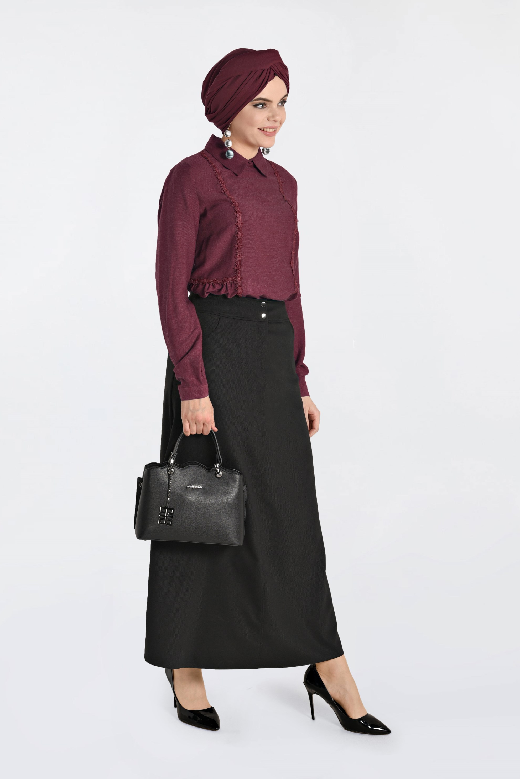 Tesettür giyim KIRMIZI DANTEL ŞERİTLİ BLUZ 4788 