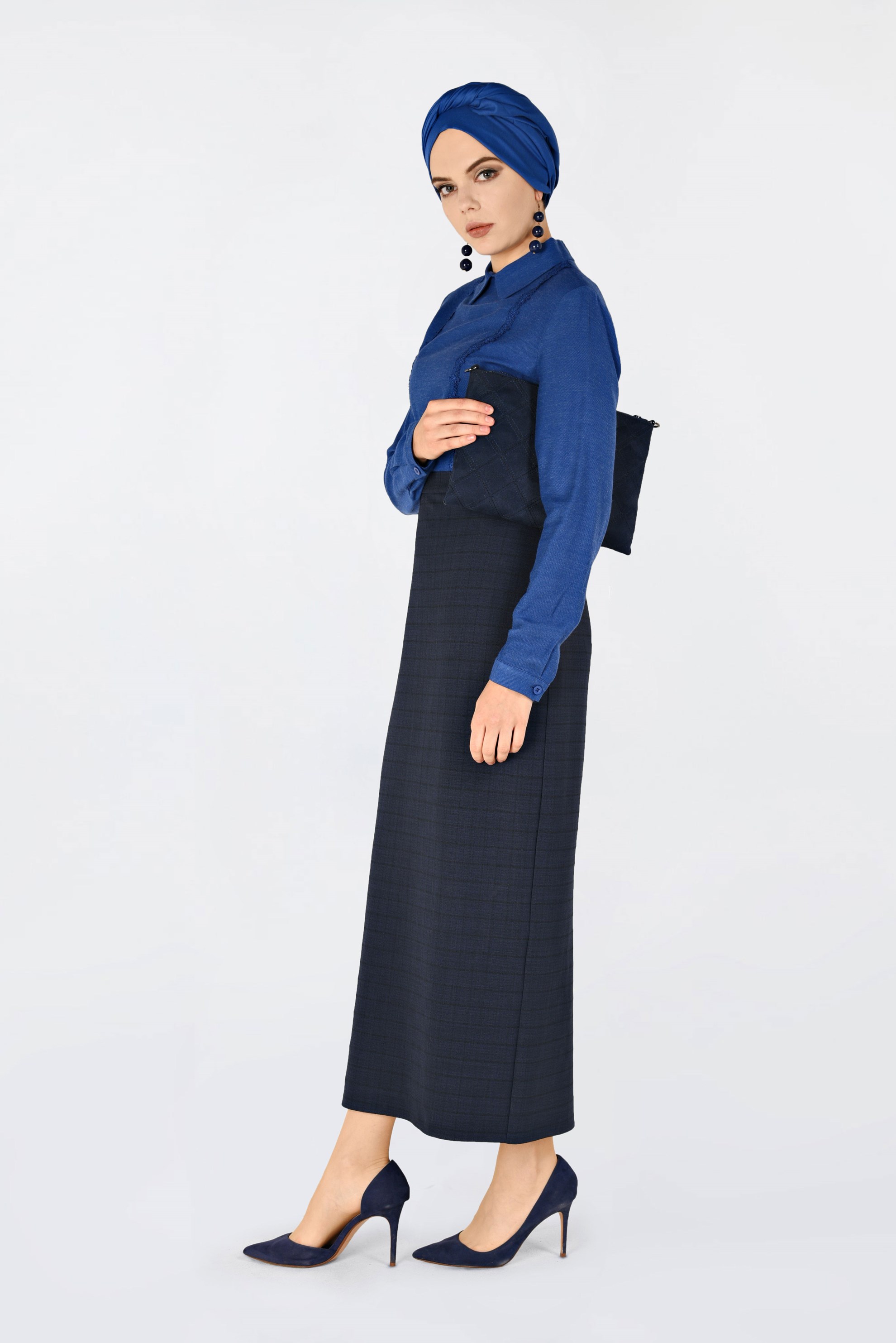 Tesettür giyim LACİVERT DANTEL ŞERİTLİ BLUZ 4788 