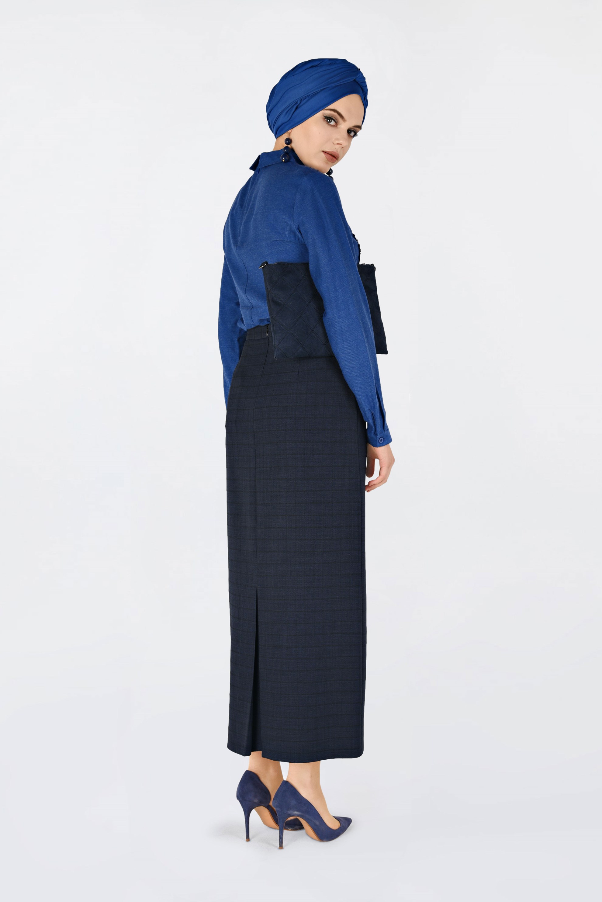 Tesettür giyim LACİVERT DANTEL ŞERİTLİ BLUZ 4788 