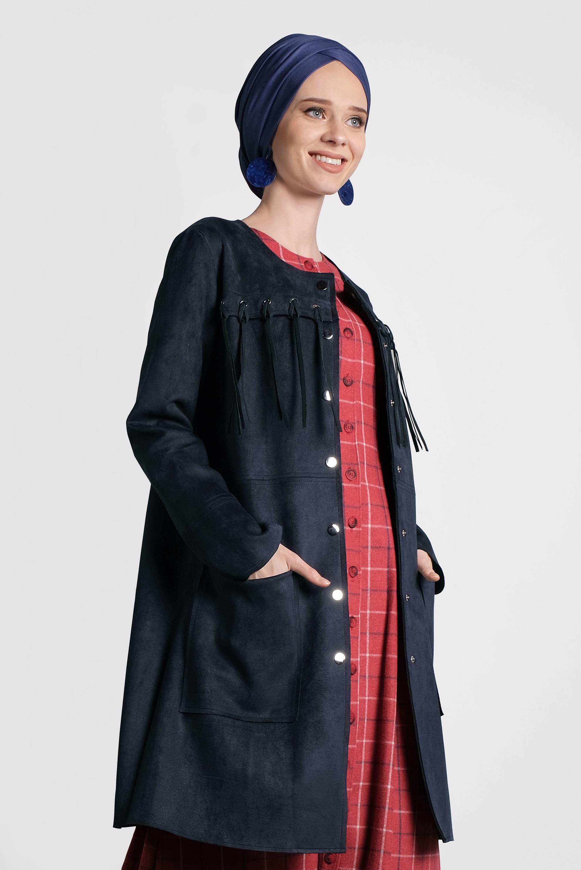 Tesettür giyim LACİVERT PÜSKÜLLÜ SÜET CEKET 4581