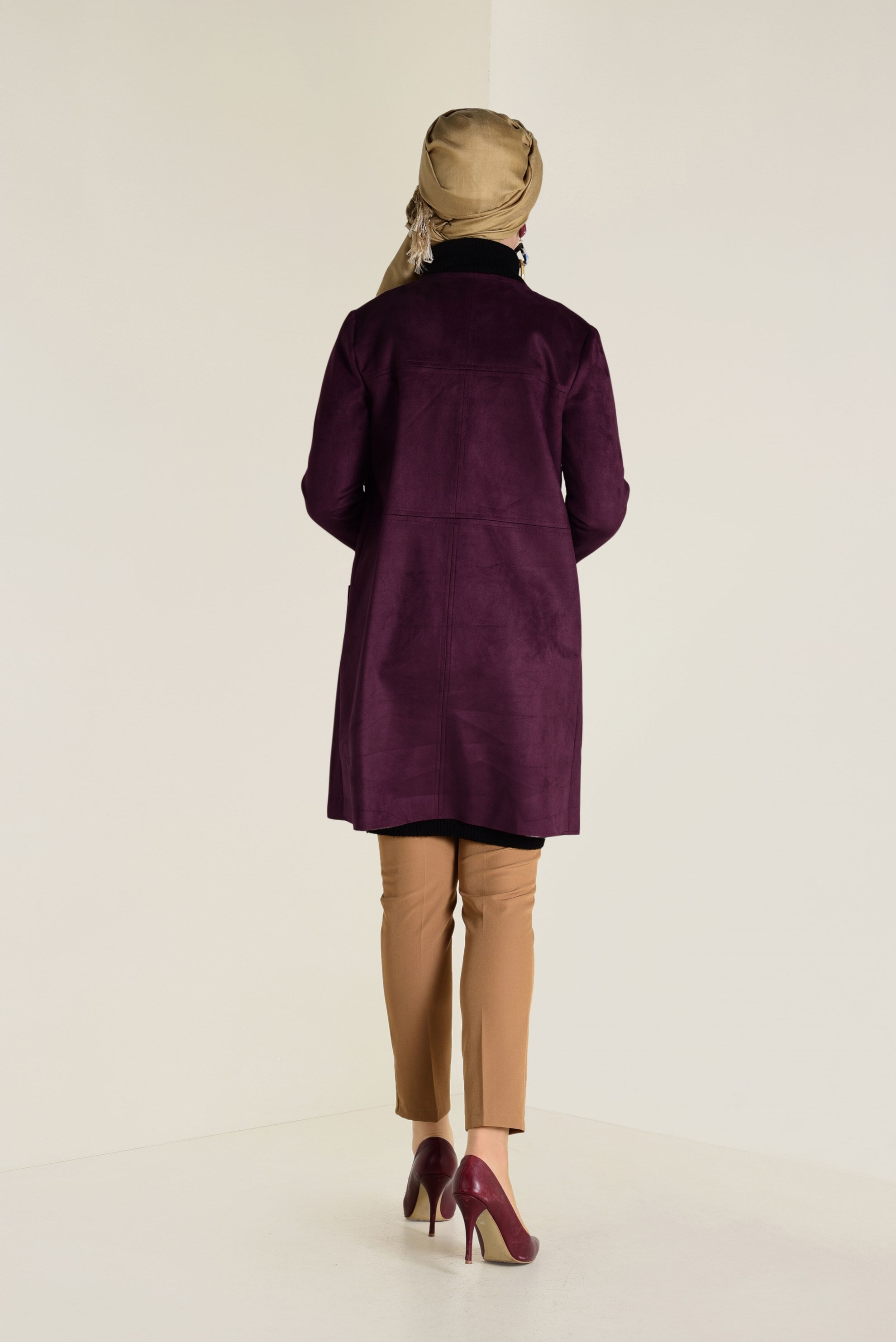 Tesettür giyim MÜRDÜM PÜSKÜLLÜ SÜET CEKET 4581